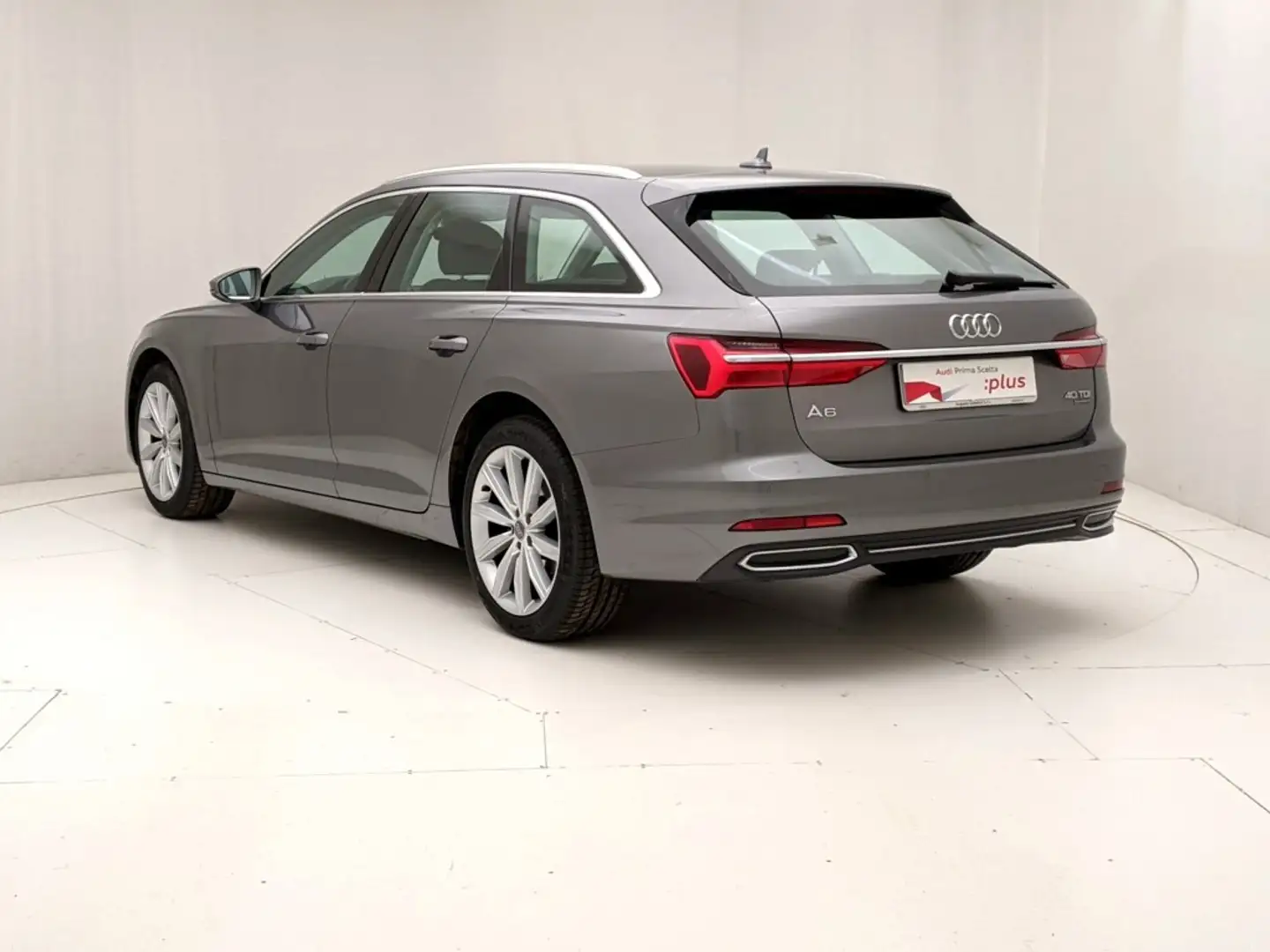 Audi A6 Avant 40 2.0 tdi mhev Business Sport quattro s-tro Grigio - 2