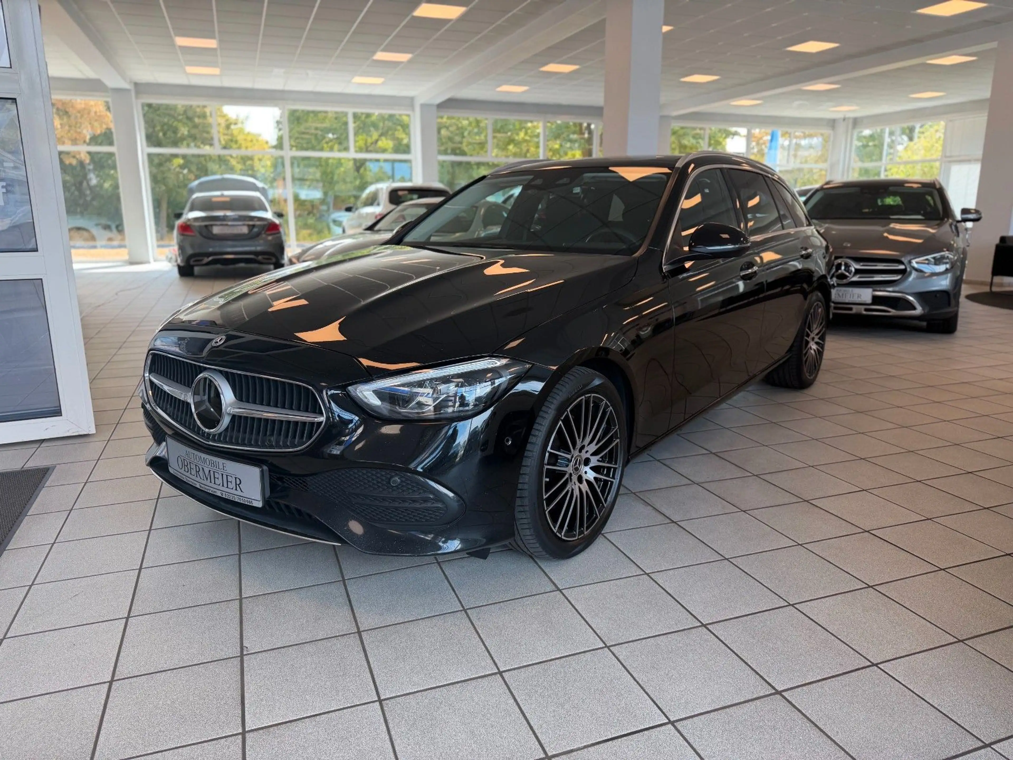 Mercedes-Benz C 300 d T Avantg. 9G-Tr. P-SHD LED AHK DAB Distr. — photo 3