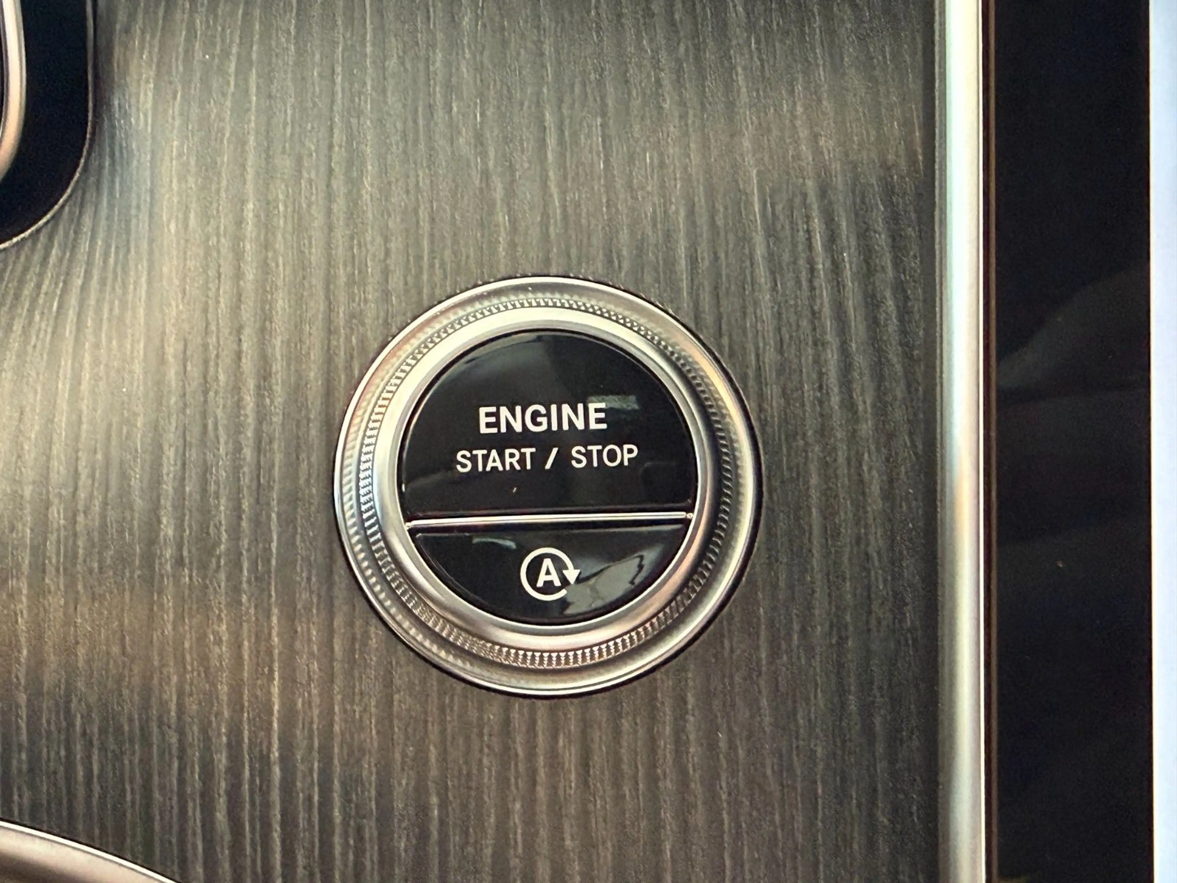 Mercedes-Benz C 300 d T Avantg. 9G-Tr. P-SHD LED AHK DAB Distr. — photo 21