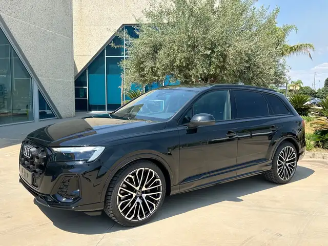 Audi Q7 45 Tdi 7 posti Sline quattro SUPER OFFERTA T-STOCK