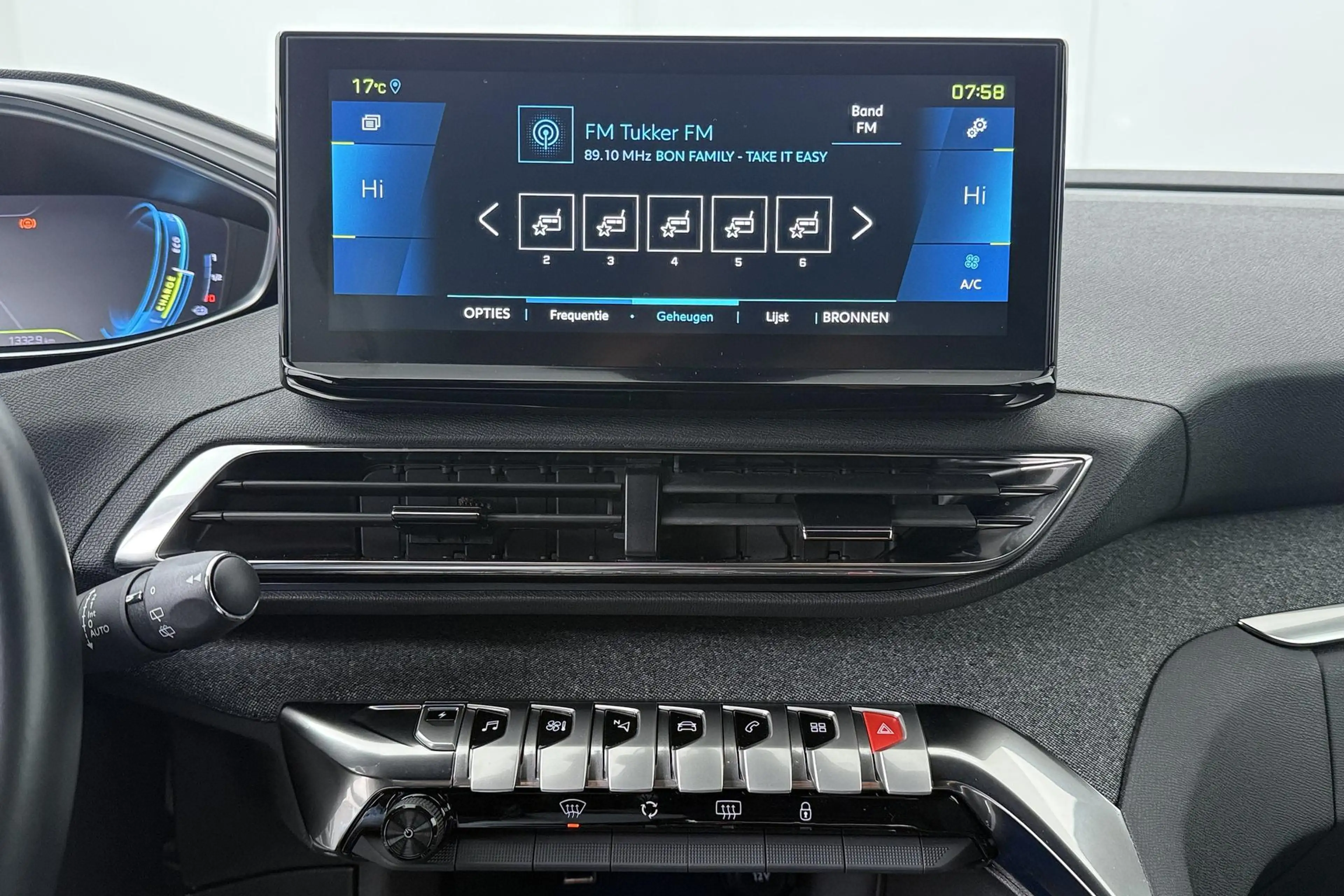 Peugeot 3008 1.6 HYbrid 225pk Allure Pack Business | SOH 99% | — photo 8