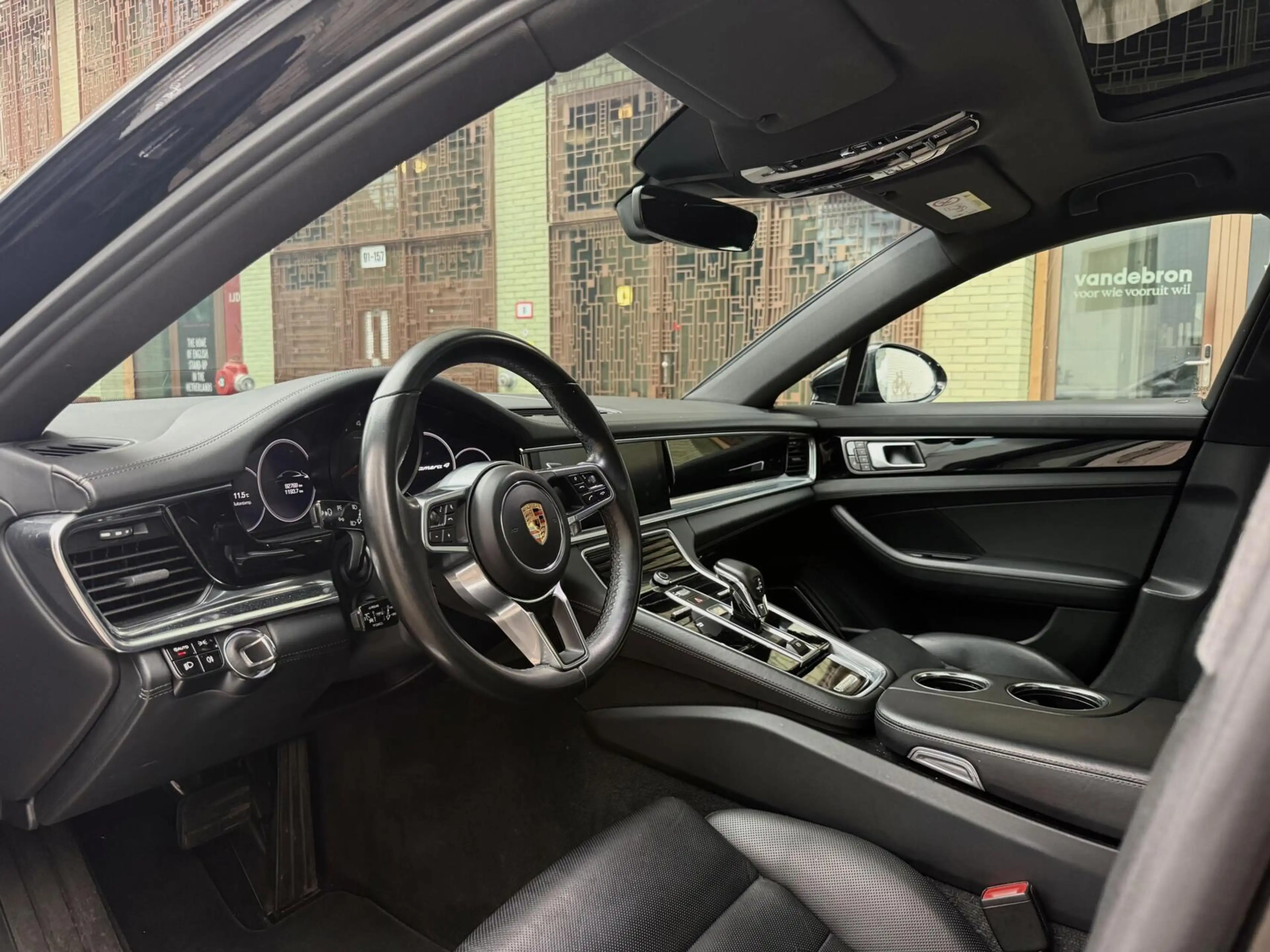 Porsche Panamera 3.0 turbo sport turismo 4 — photo 13