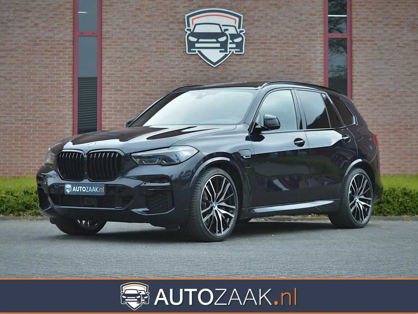BMW X5 xDrive45e High Executive M Sport CoPilot Zwart - 1