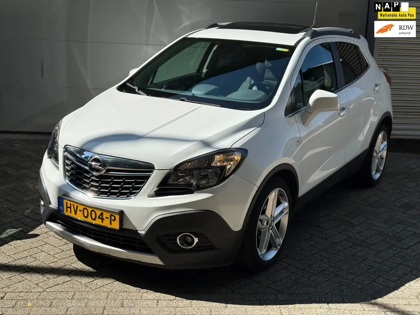Opel Mokka 1.4 T Cosmo l Schuifdak l Navi l Camera l Cruise l Blanc - 1