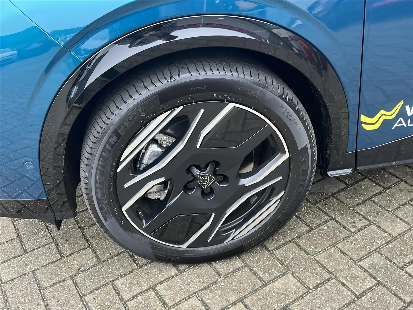 Peugeot 5008 New EV 73 kWh 210pk GT Avantage | Nappa leder | St Blauw - 2