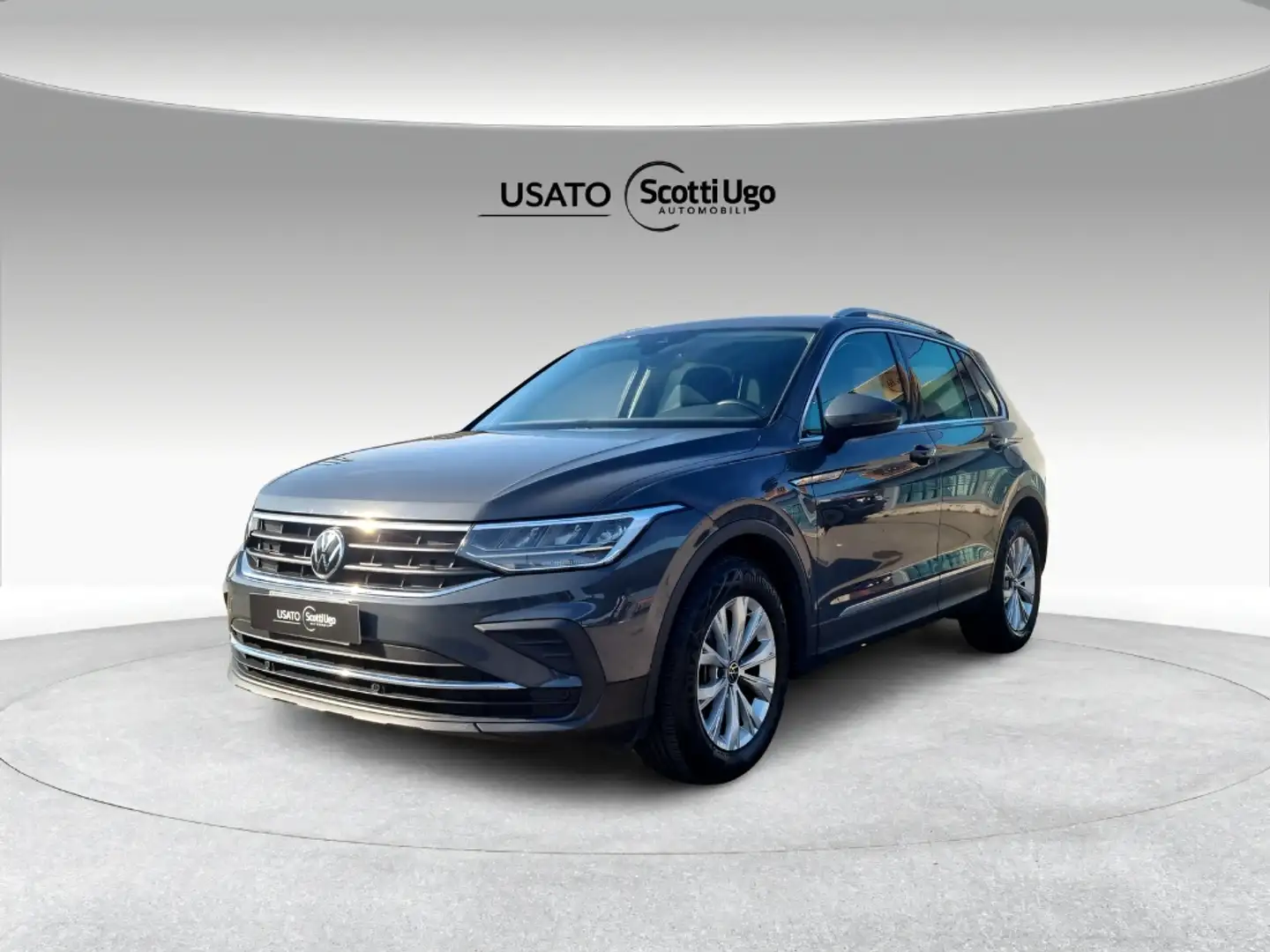 Volkswagen Tiguan 2.0 TDI SCR Life Gris - 1