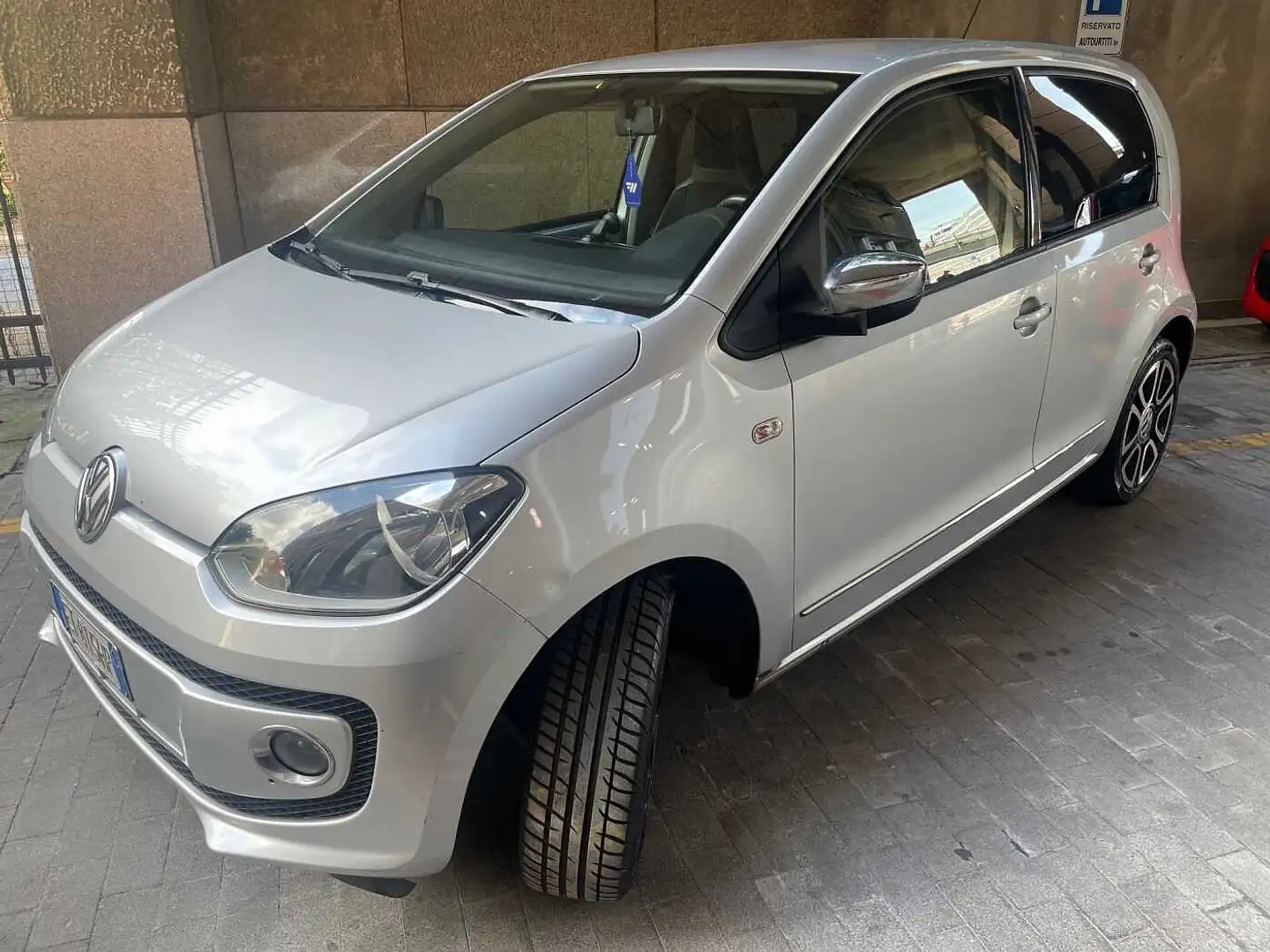 Volkswagen up! 1.0 75 CV 5p. high up! Argento - 1