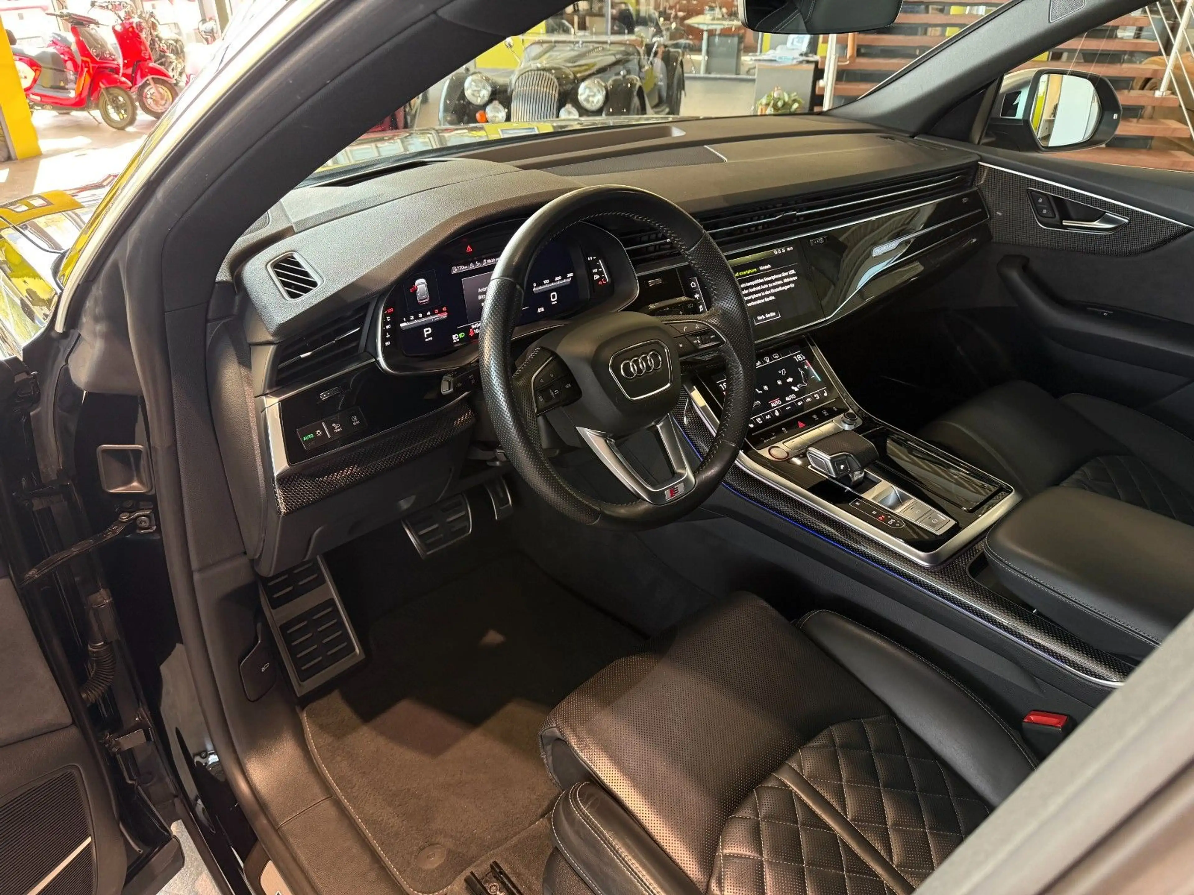 Audi SQ8 4.0 TDI quattro*HUD*SHZ*360°*Ambiente*Sound* — photo 15
