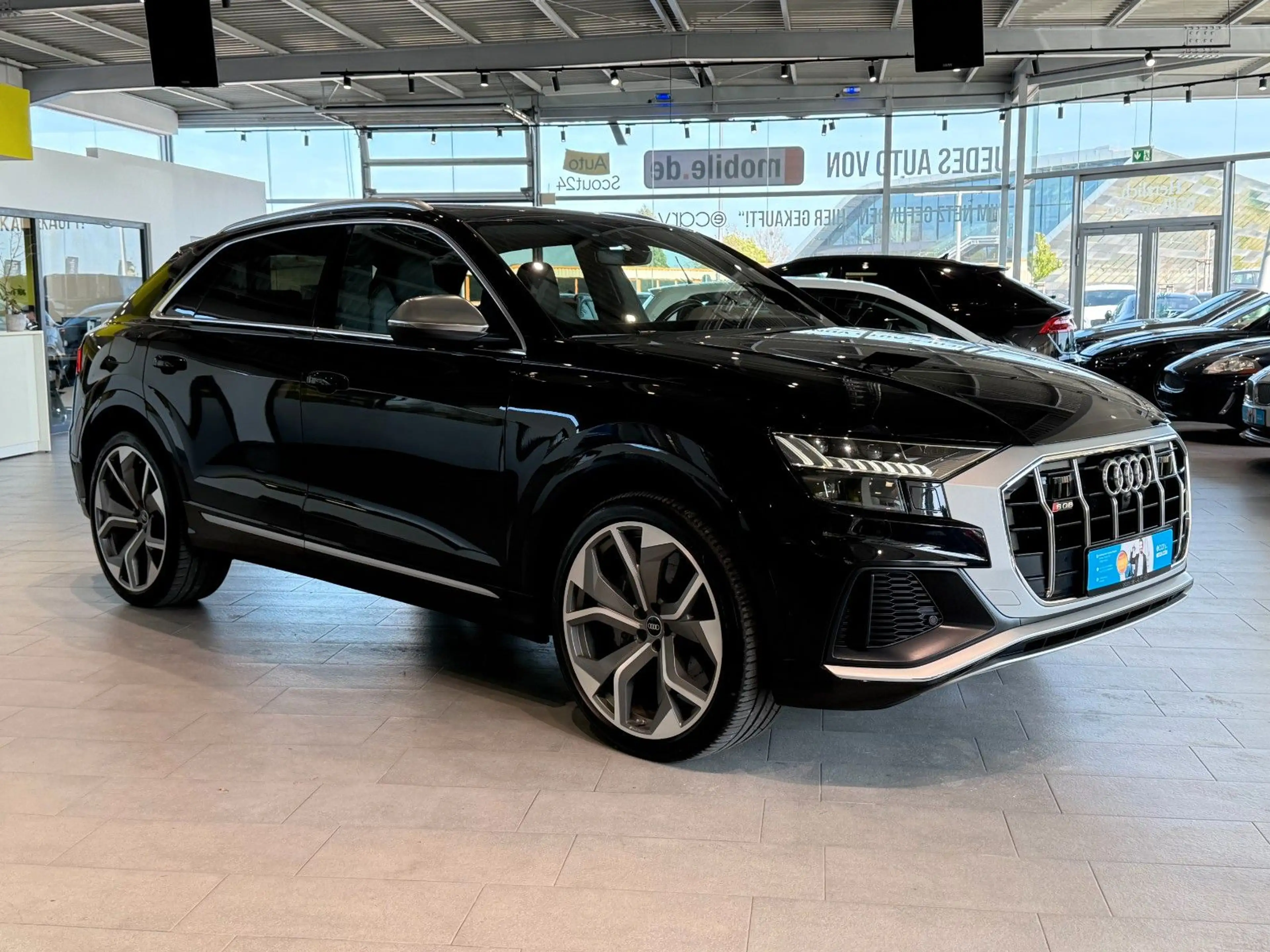 Audi SQ8 4.0 TDI quattro*HUD*SHZ*360°*Ambiente*Sound* — photo 10