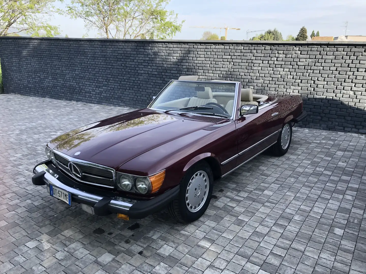 Mercedes-Benz SL 380 Roadster - 1