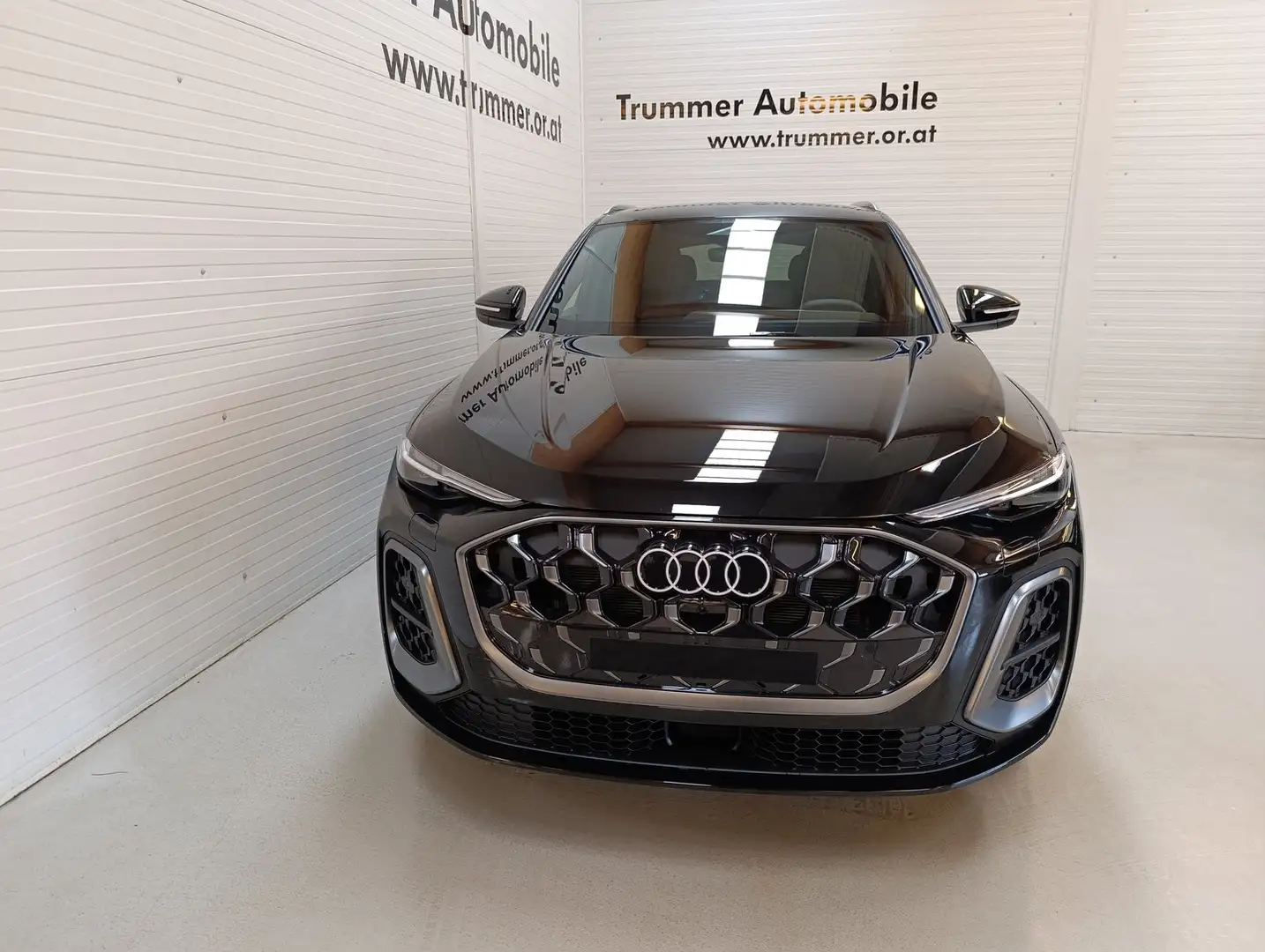 Audi Q5 SUV TDI quattro 150 kW Schwarz - 2
