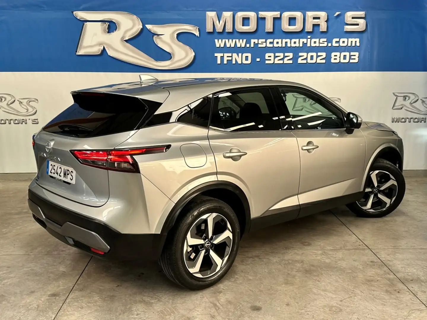 Nissan Qashqai 1.3 DIG-T mHEV 12V N-Connecta 4x2 Aut. 117kW Gris - 2