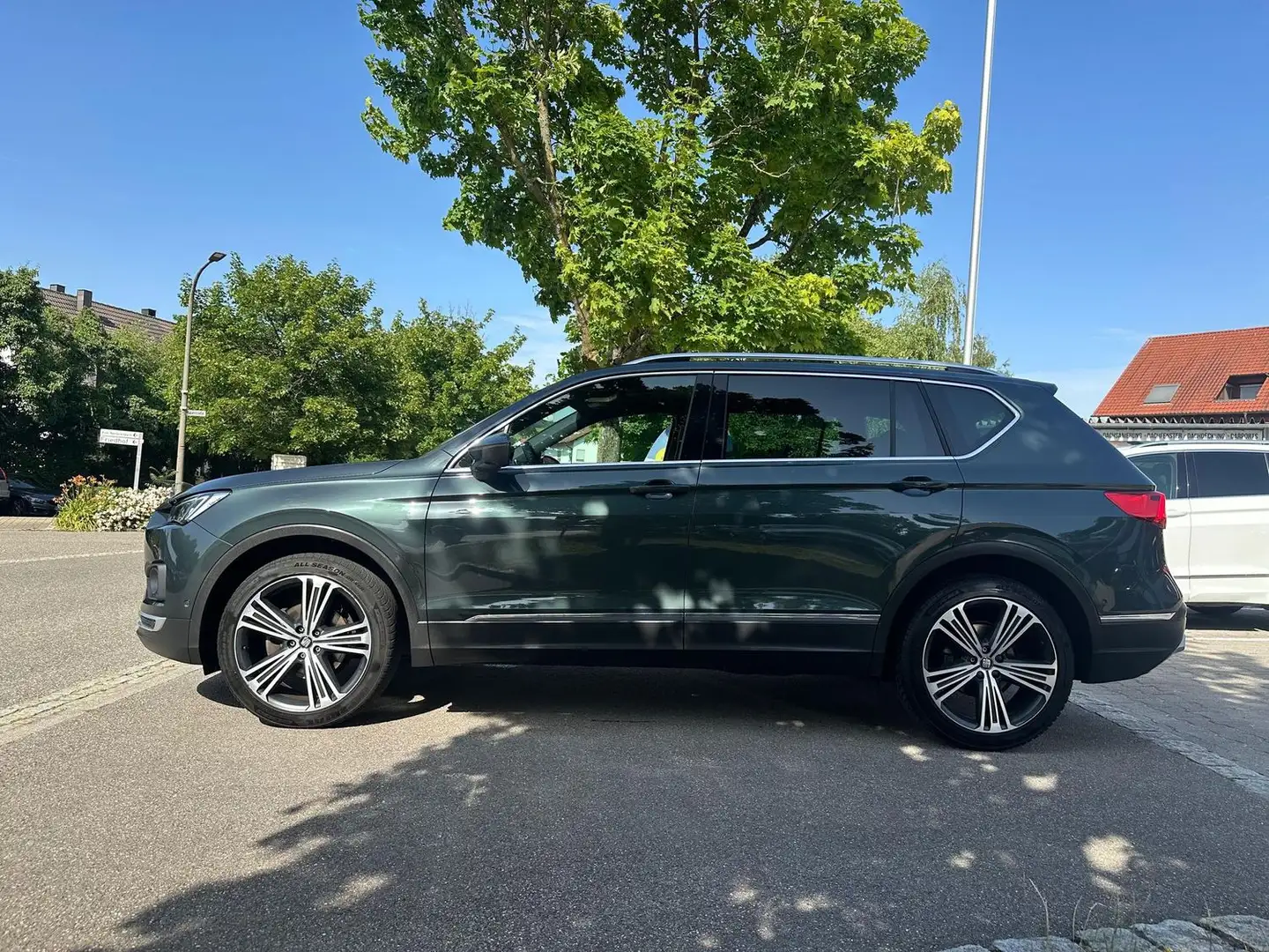 SEAT Tarraco Xcellence 4Drive/Kamera/Digitalcockpit/Pano/ACC Grün - 2