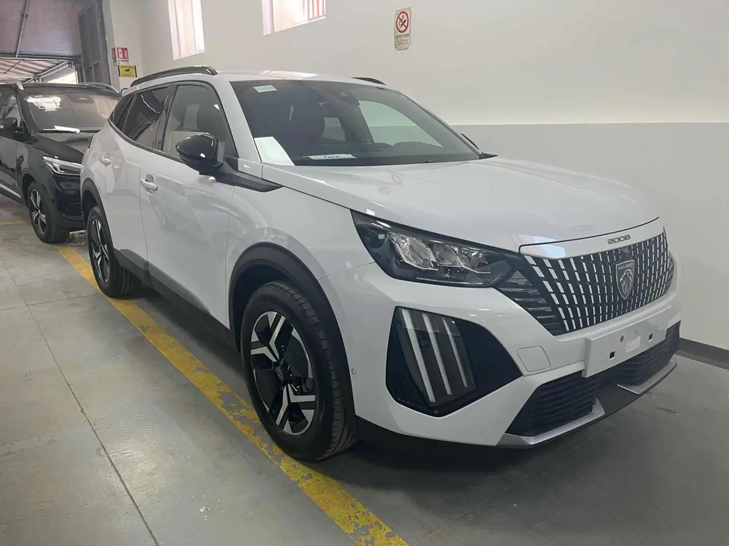 Peugeot 2008 ALLURE PACK 1.2 PureTech 100CV S&S - 1