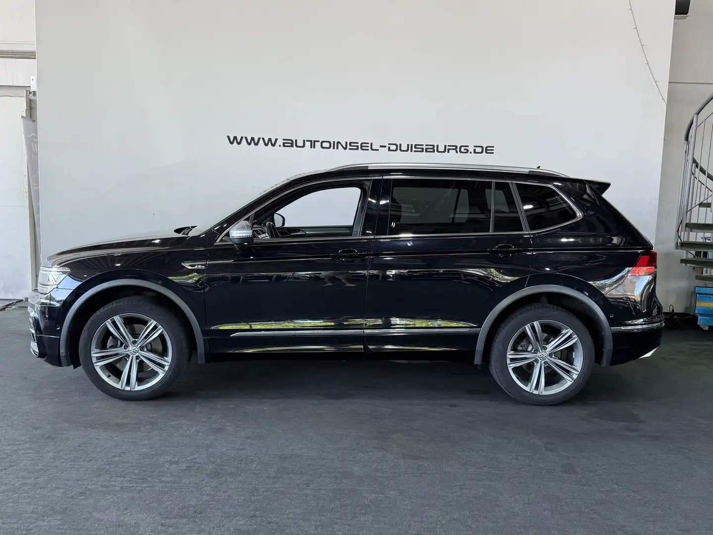 Volkswagen Tiguan Allspace Highline 4Motion 3xR-Line AHK Nero - 2