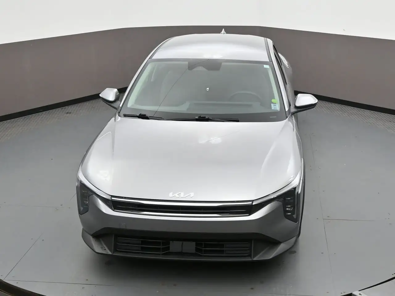 Kia K4 снимка Kia K4