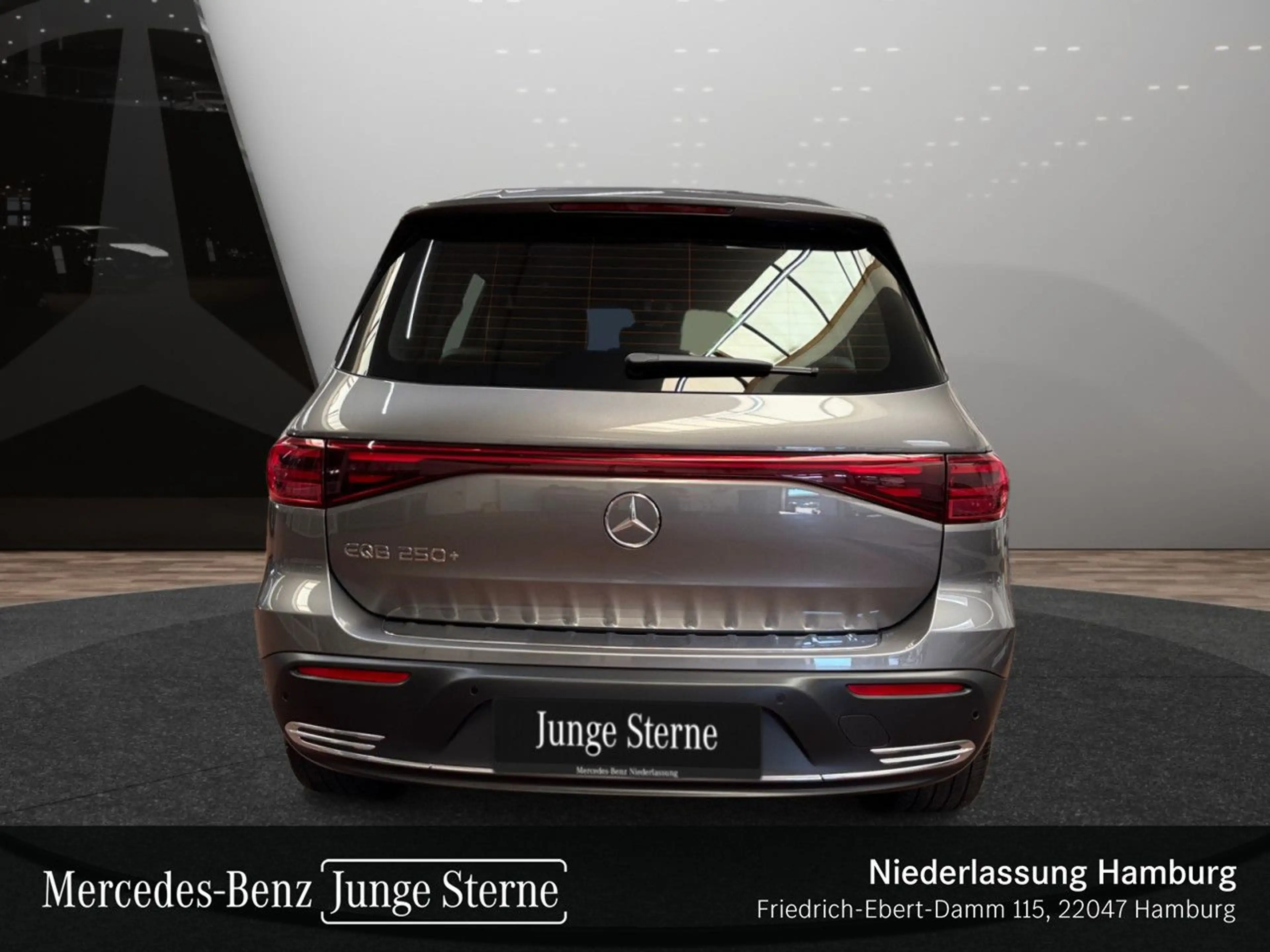 Mercedes-Benz EQB 250 PROG+PLUS-PAKET+AHK+KAMERA+KEYLESS+SPUR — photo 9