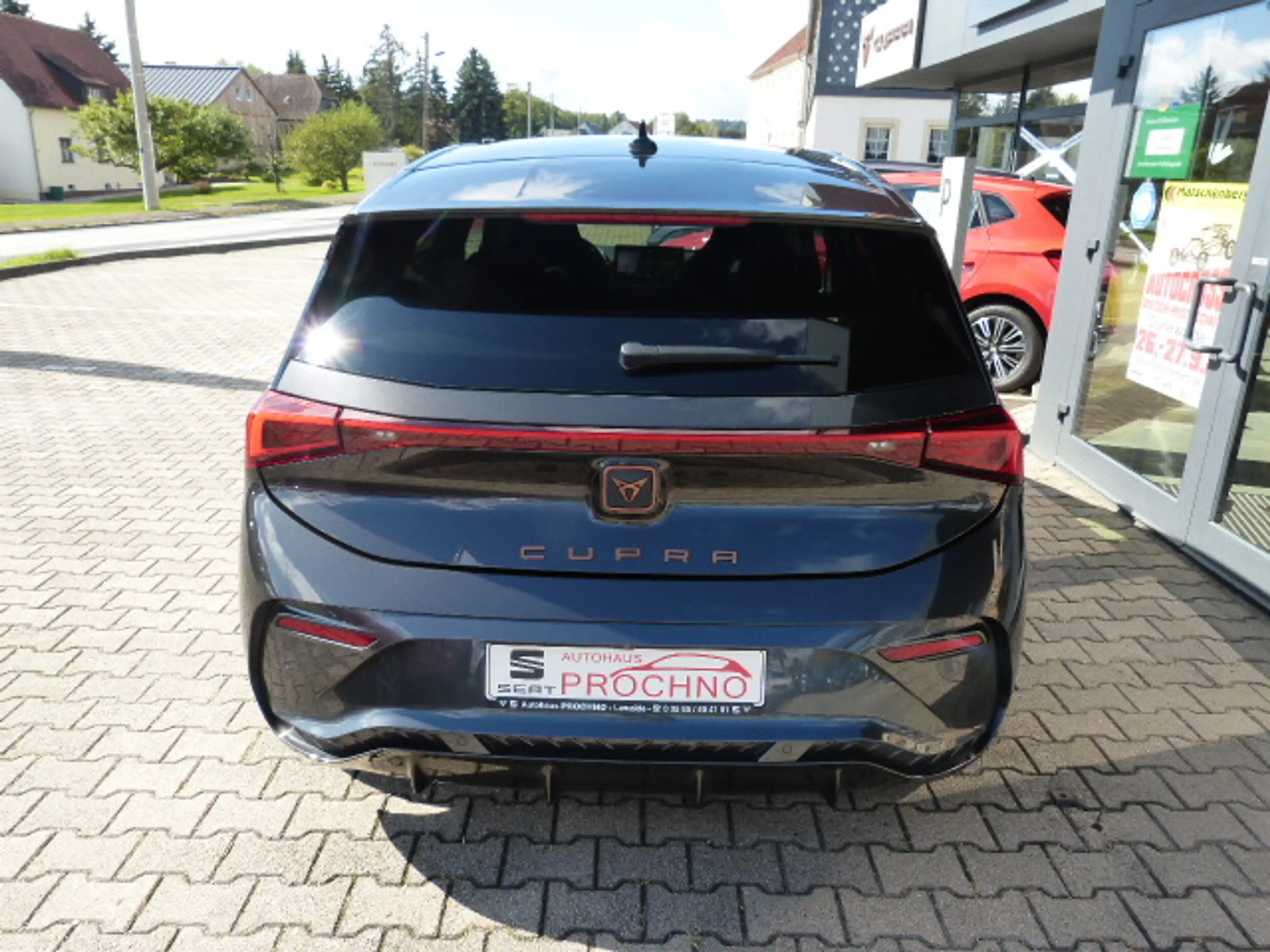 CUPRA Born Born 77kWh — photo 6