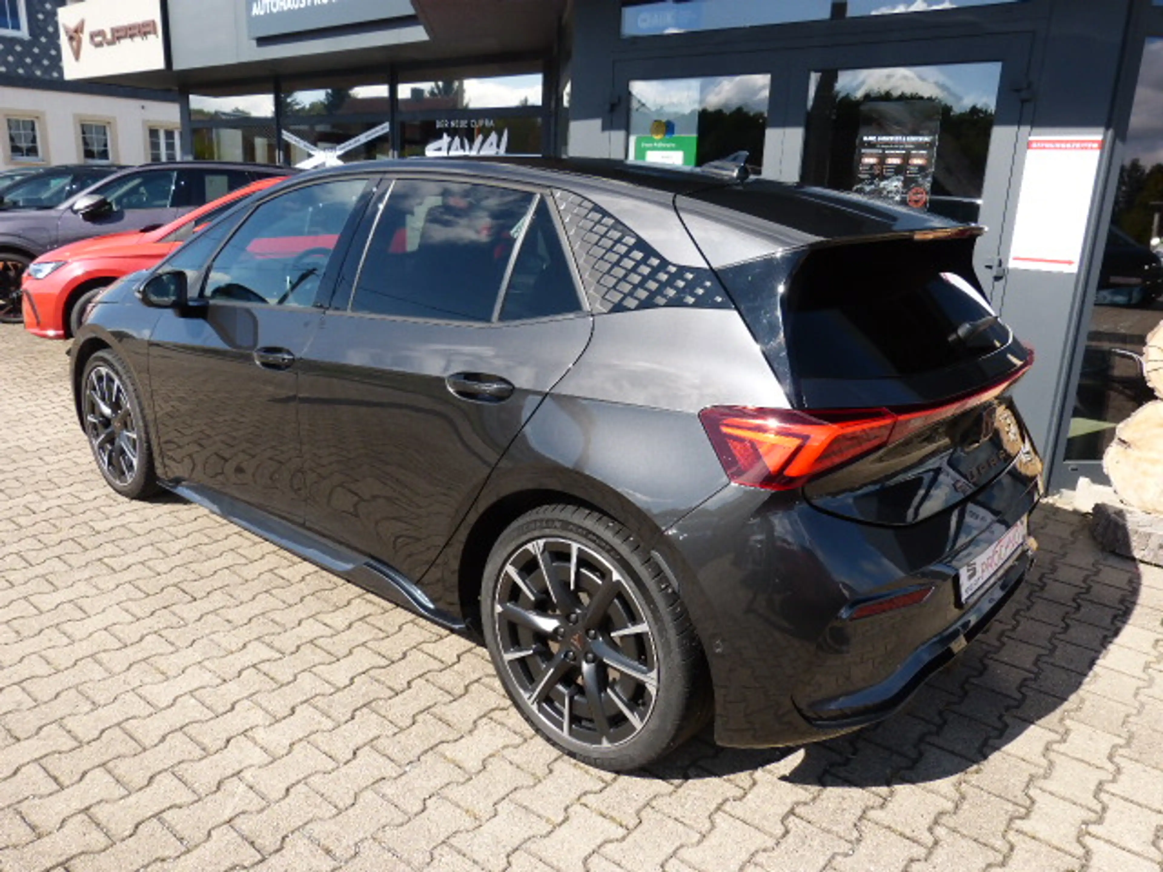 CUPRA Born Born 77kWh — photo 5