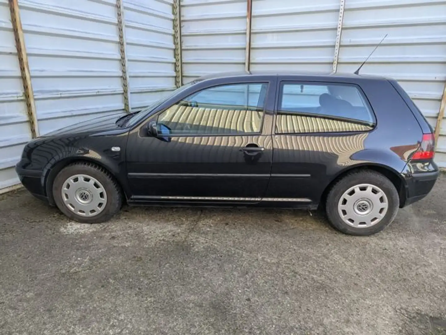Volkswagen Golf IV 1.4 Limousine*Klima* Schwarz - 2