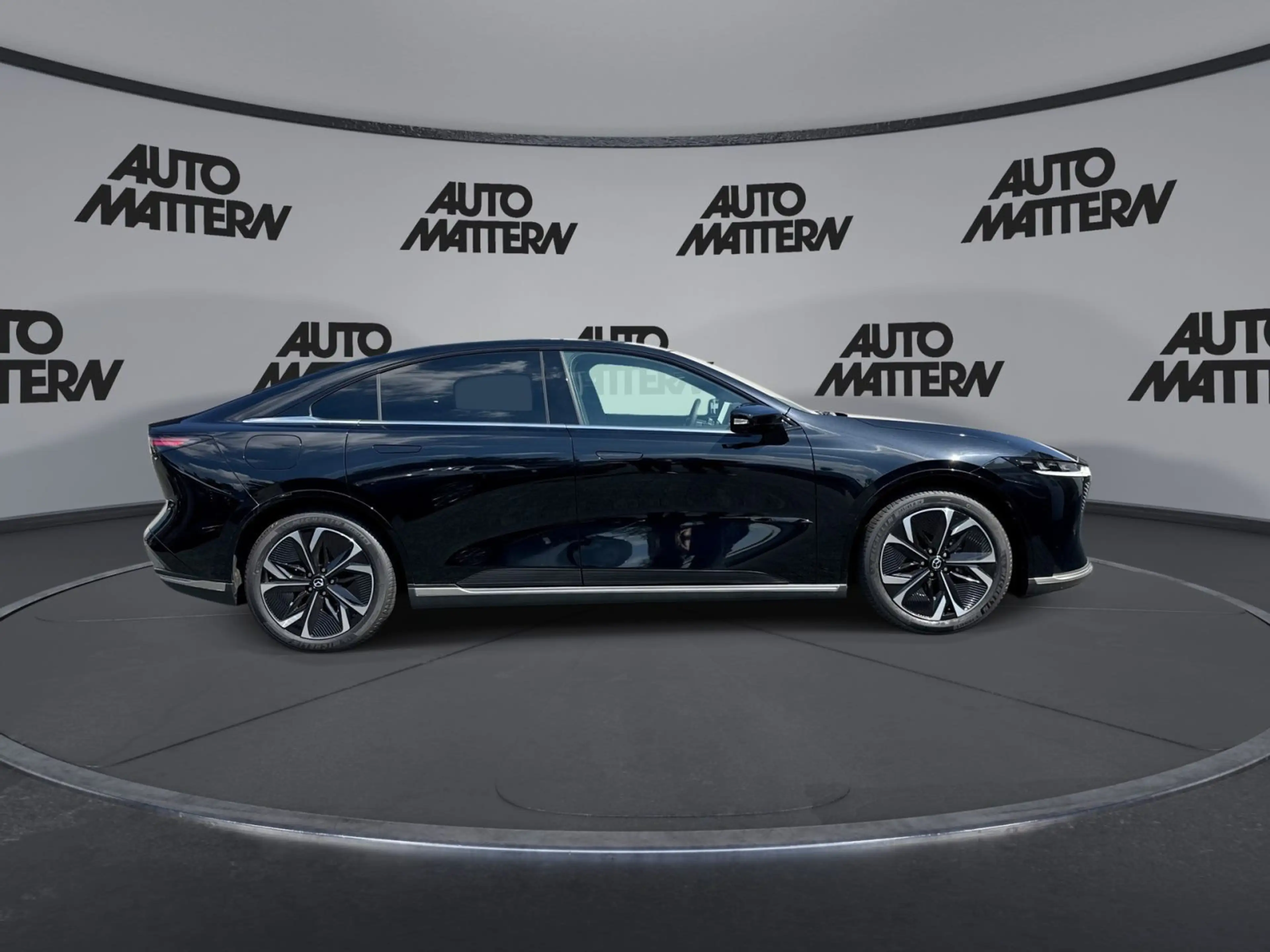 Mazda 6e Mazda 6e Takumi 5HB EV 258ps 1AT RWD — photo 5