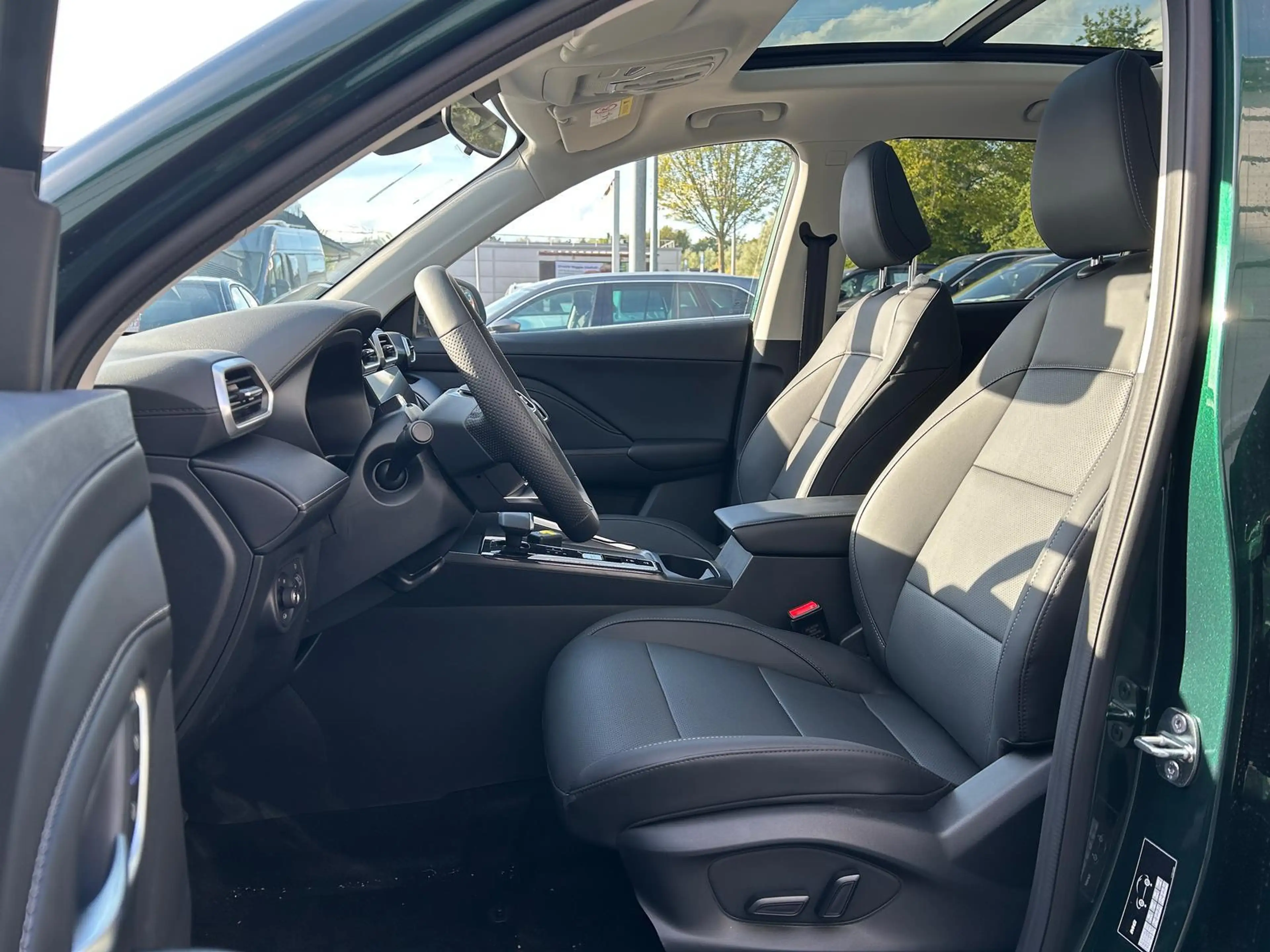 MG ZS Luxury HEV+ 197 PS MJ26 *Pano*Navi*Android Auto... — photo 7