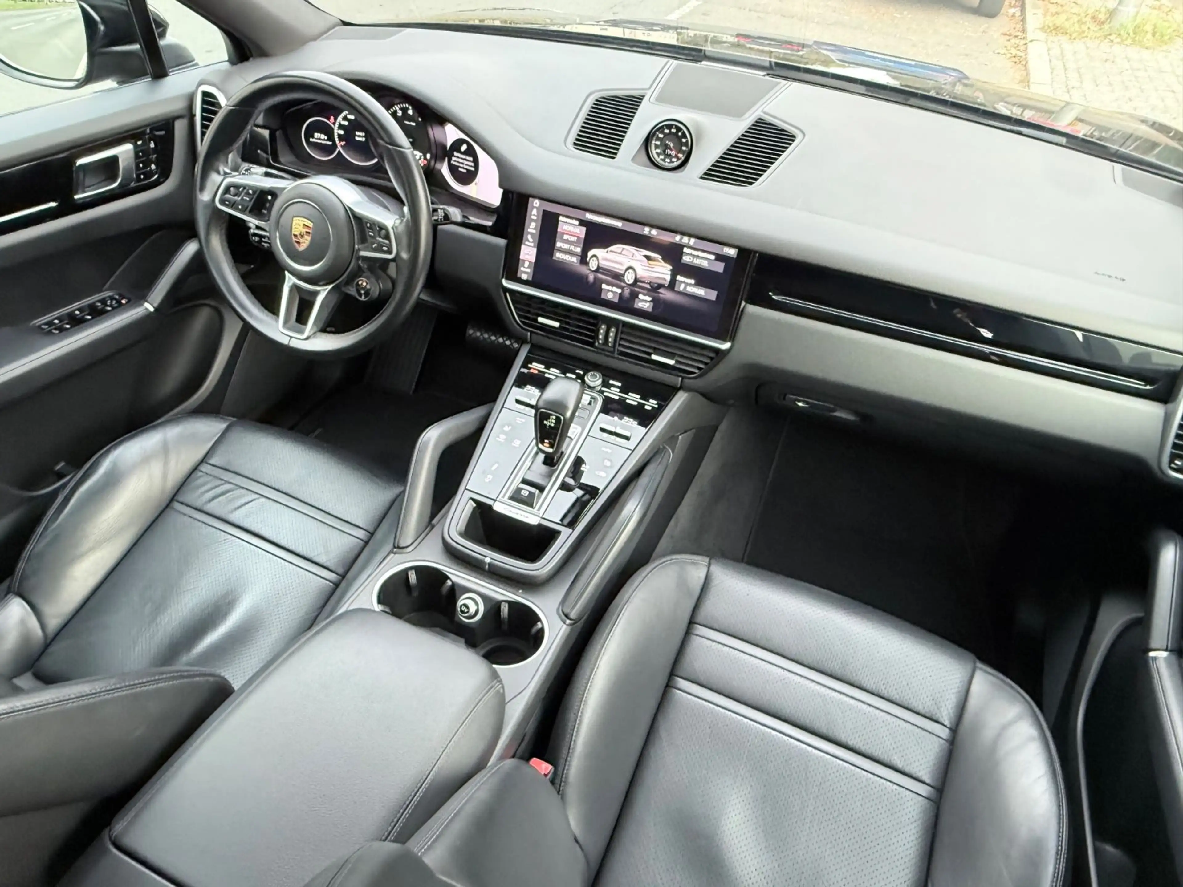 Porsche Cayenne CAYENNE COUPE *SPORT-CHRONO*APPROVED* — photo 14