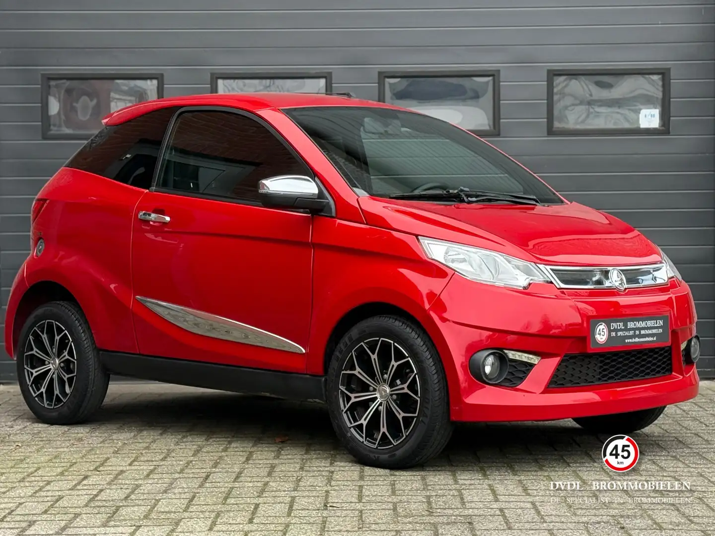 Aixam Coupe Premium Brommobiel 2018 1e eig 12dkm NIEUWSTAAT! Rouge - 2