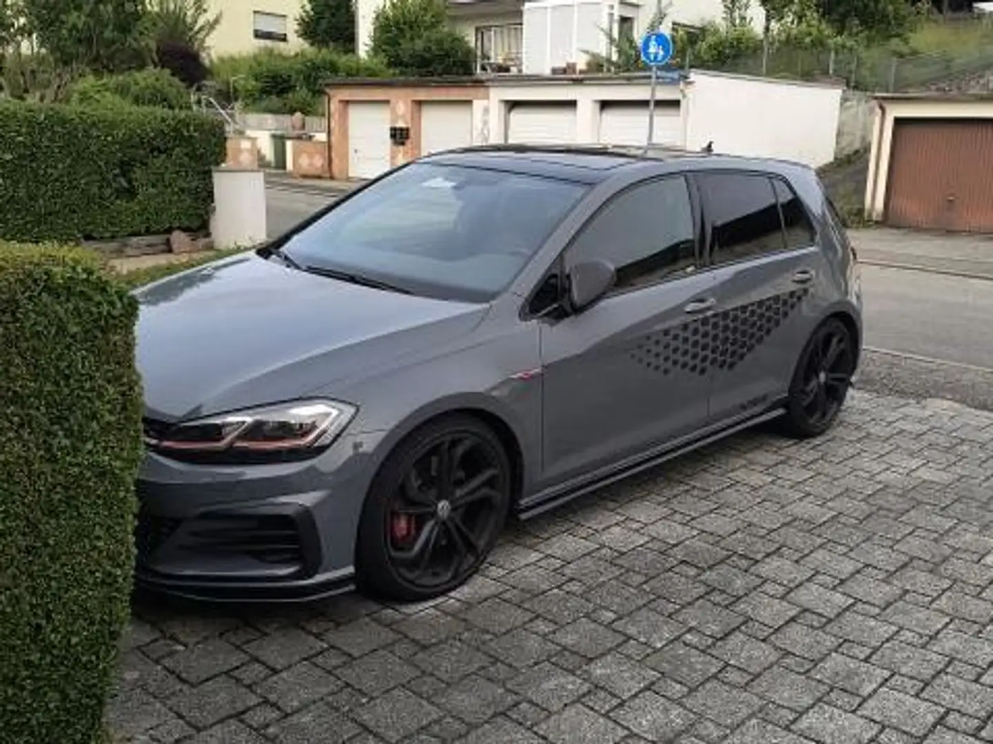 Volkswagen Golf GTI Golf GTI TCR 2.0 TSI OPF DSG Grau - 1