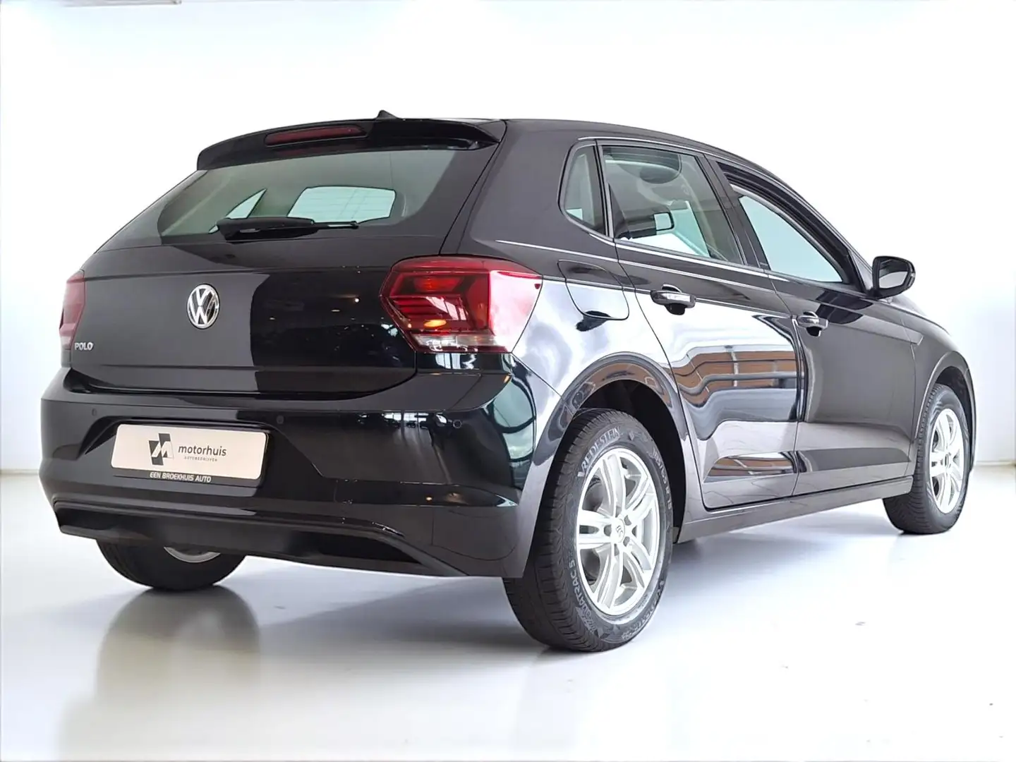 Volkswagen Polo 1.0 TSI 95pk Comfortline Business CAMERA NAVI LMV Zwart - 2