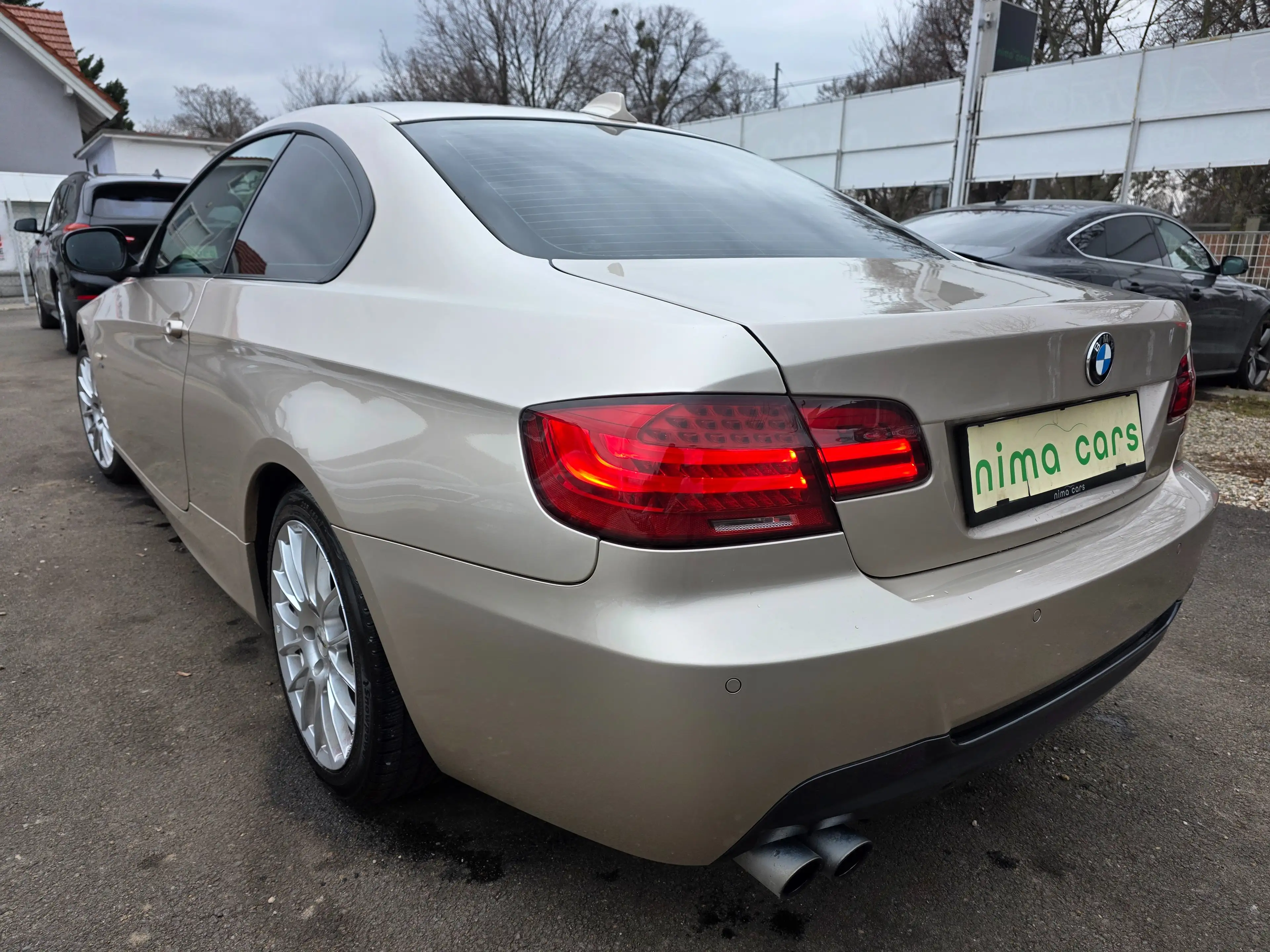 BMW 325 i xDrive Coupé M-Paket / Neus Pickerl — photo 14