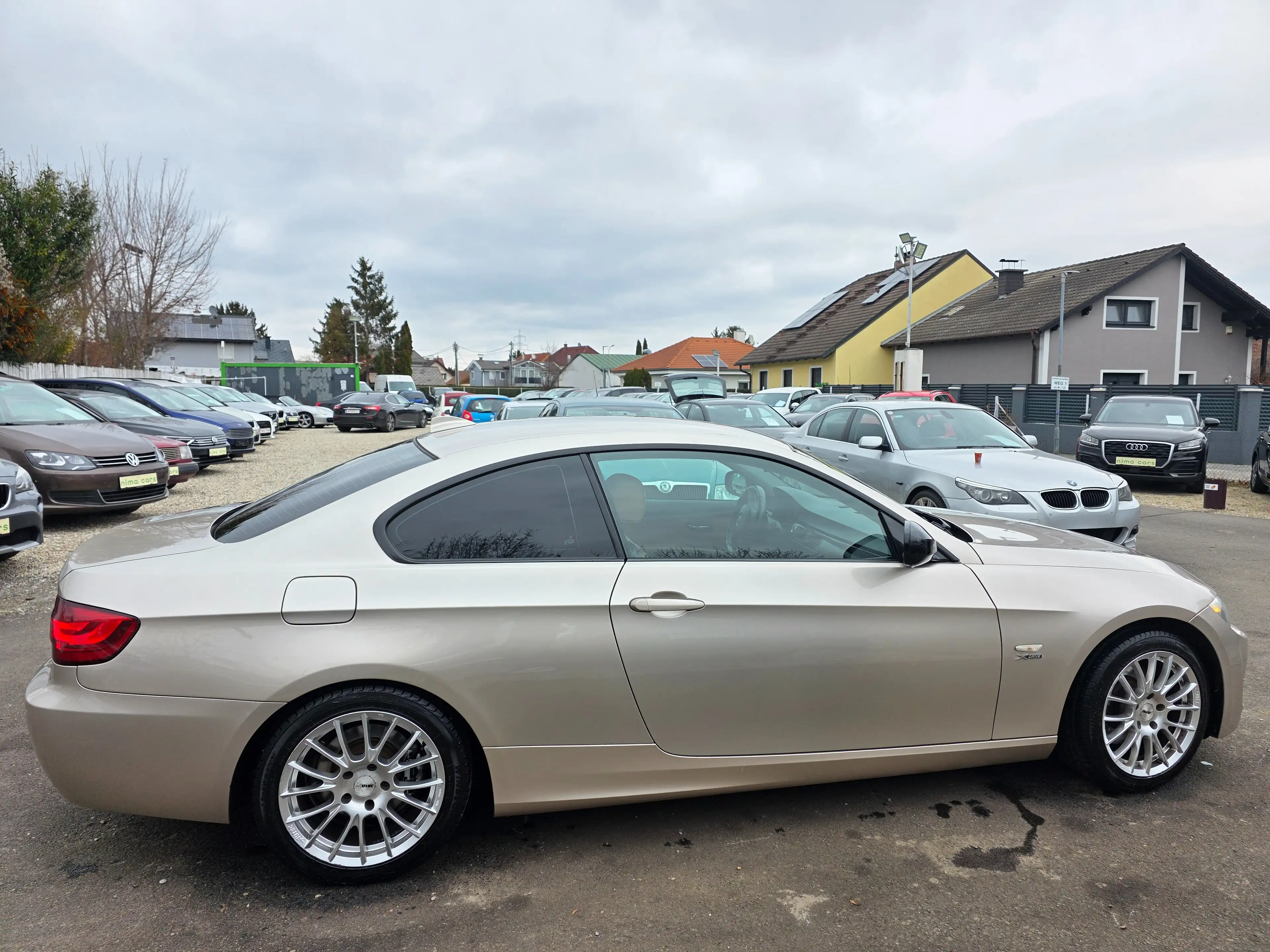 BMW 325 i xDrive Coupé M-Paket / Neus Pickerl — photo 7