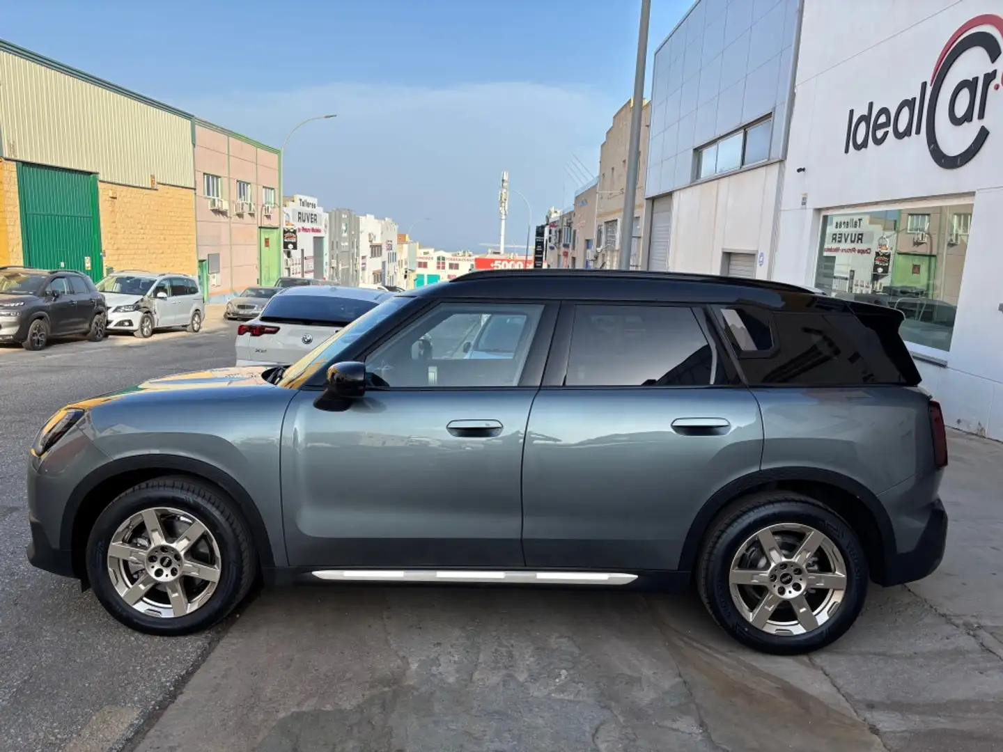 MINI One Countryman C Favoured Grigio - 2