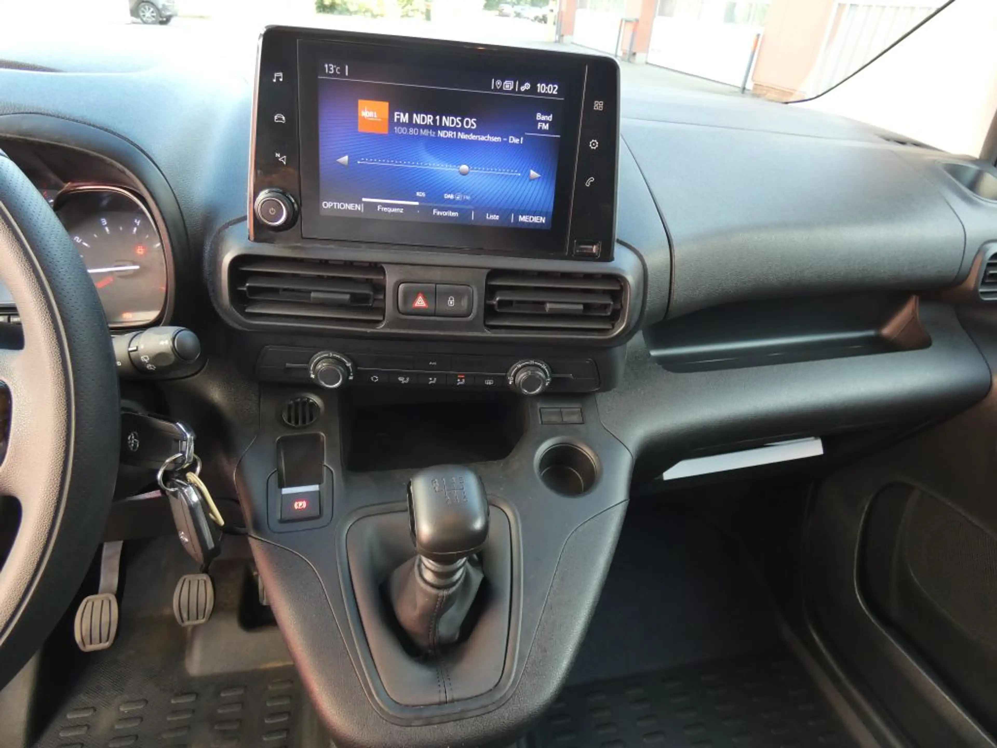 Toyota Proace City L2 1,5-l D-4D S&S Meister — photo 11