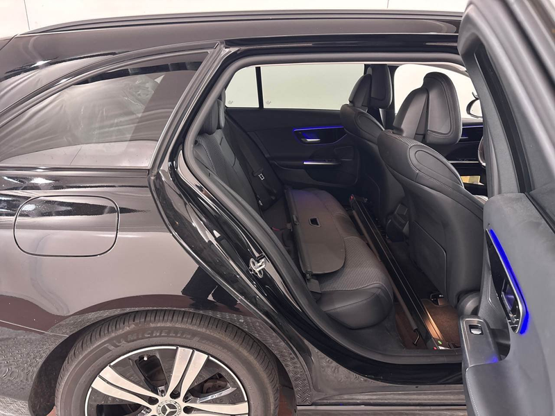 Mercedes-Benz C 200 d Avantgarde 360° BLIS El.Heckkl. Key LED — photo 11