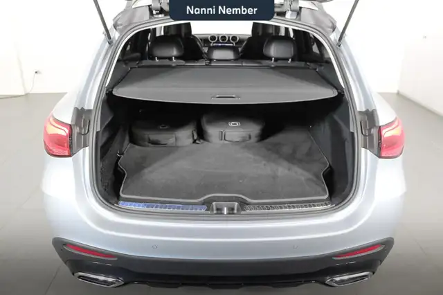 Mercedes-Benz GLC view 23
