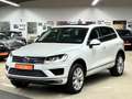 Volkswagen Touareg 3.0 V6 TDI R-Line *AHK*SHZ*PAN*NAV*ACC* Weiß - thumbnail 1