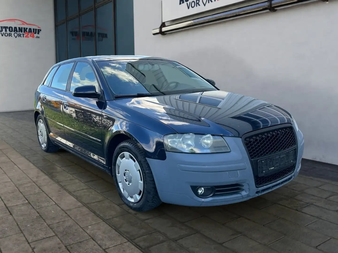 Audi A3 Sportback 1.6 Ambition Klima Navi Einparkhilfe Bleu - 1