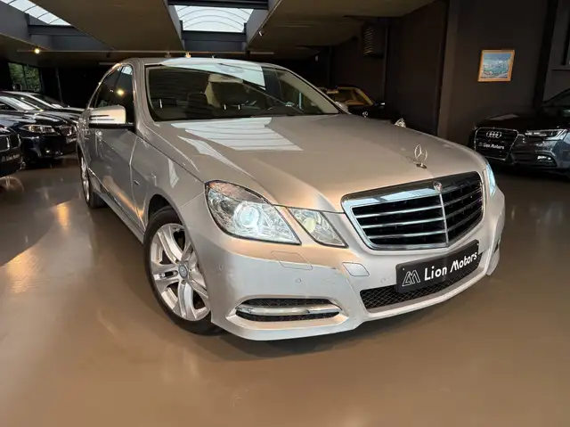 Mercedes-Benz E 200 CDI DPF BlueEFFICIENCY 7G-TRONIC Avantgarde