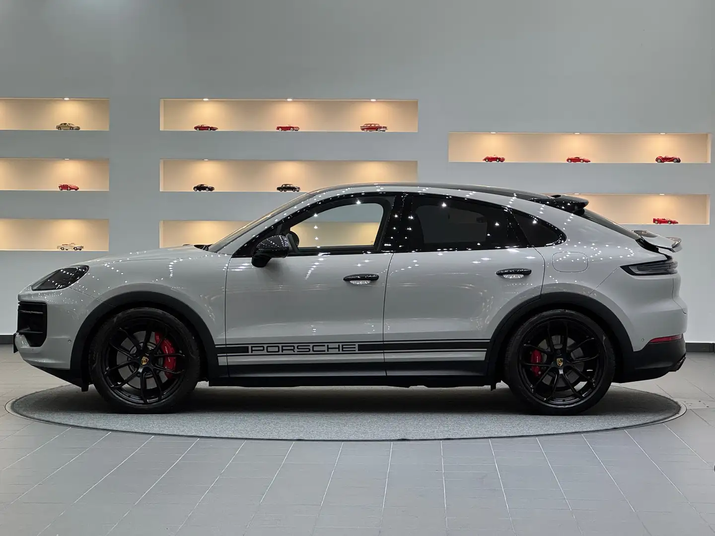 Porsche Cayenne S E-Hybrid *LeichtbauSportPaket*VollVoll*Ö-Auto Gris - 2