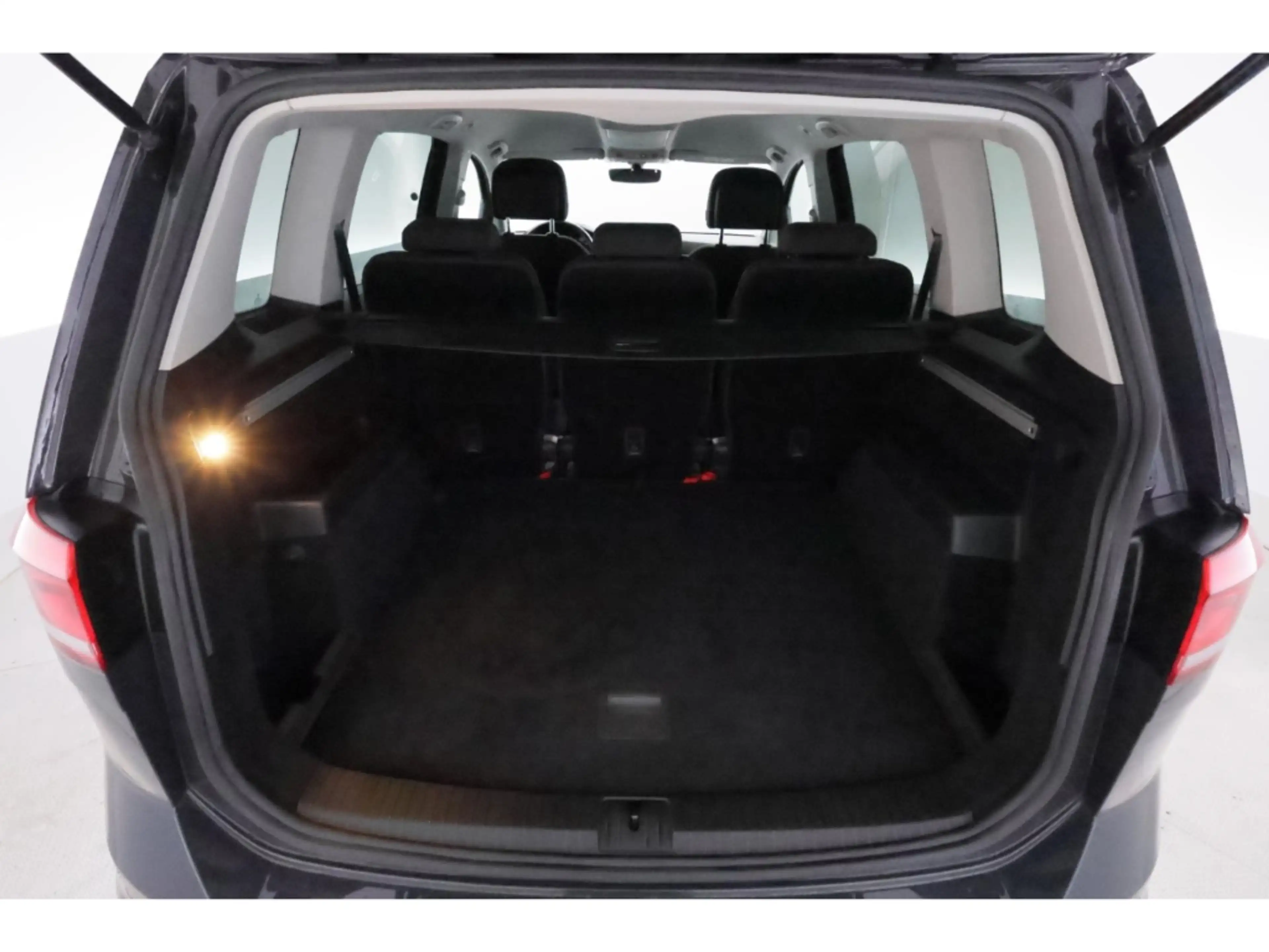 Volkswagen Touran 1.5TSI DSG Comfortline+NAVI+TEMPO+PDC+SHZ — photo 19