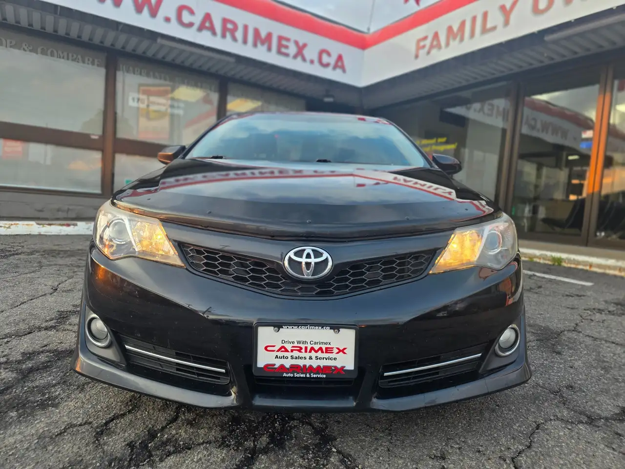Toyota Camry снимка Toyota Camry