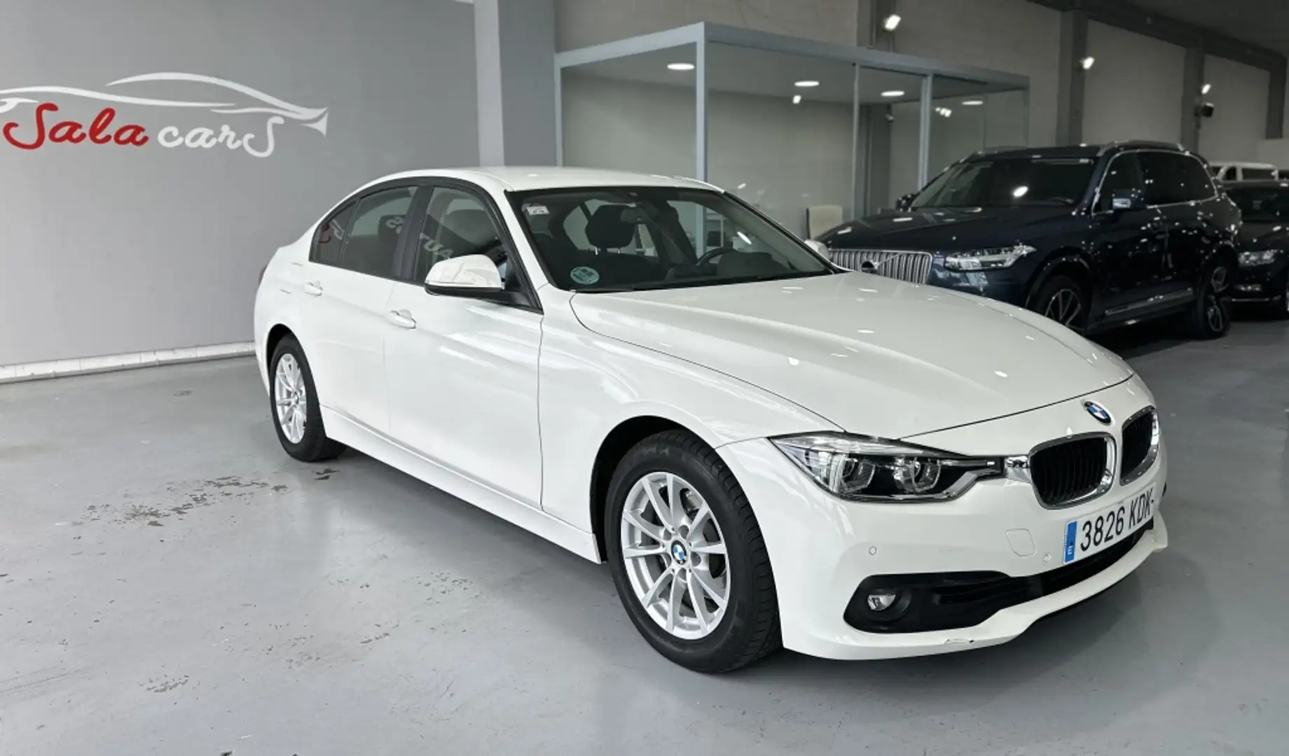 BMW 318 318dA Business Blanc - 2