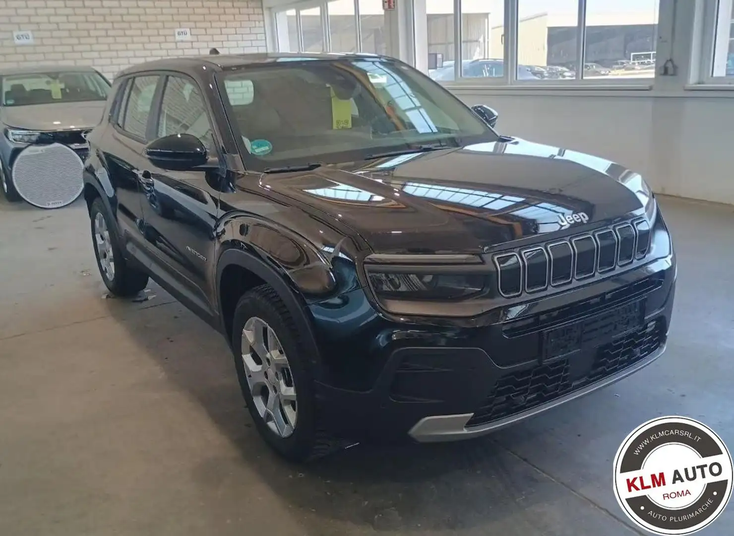 Jeep Avenger 1.2 Turbo 100 CV Longitude + Vari colori Negro - 1