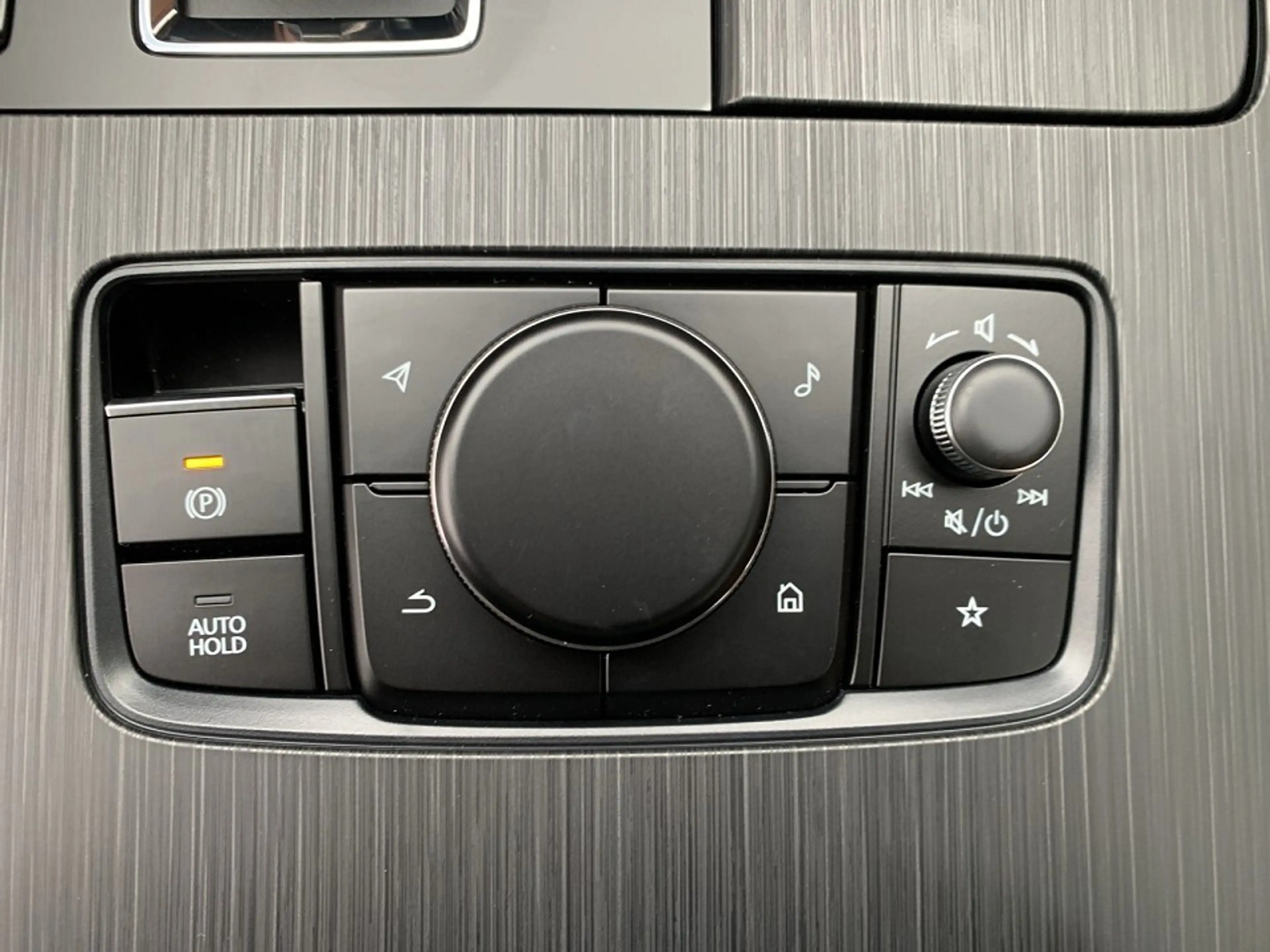 Mazda CX-80 2.5L e-SKYACTIV PHEV AWD Homura Aut. — photo 13