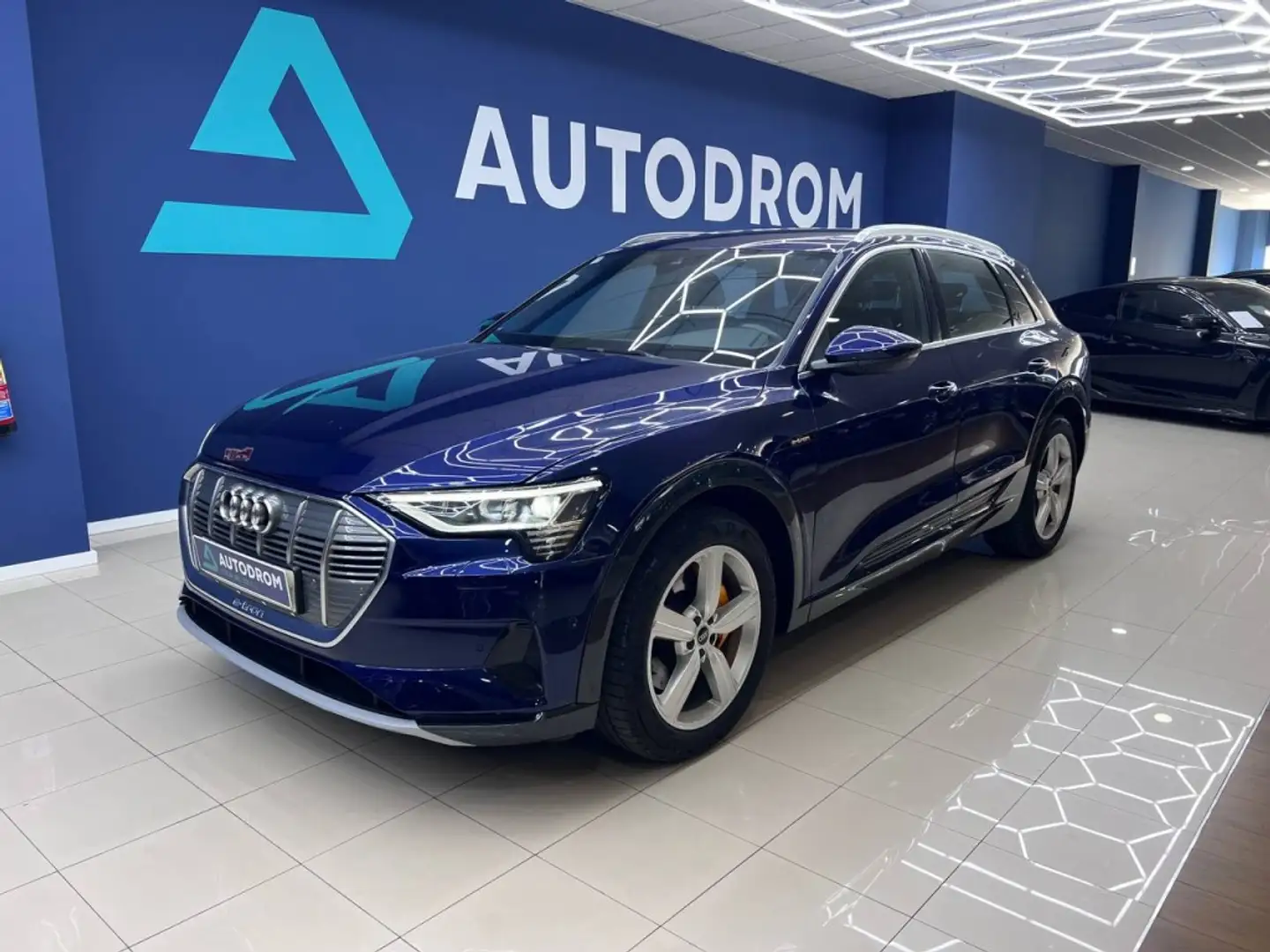 Audi e-tron 55 quattro Bleu - 1