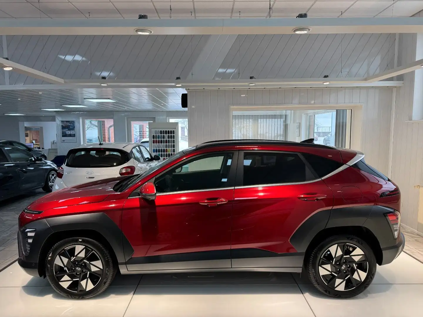 Hyundai KONA 1.6 T-GDi DCT Prime Leder Glasdach Bose Rosso - 1