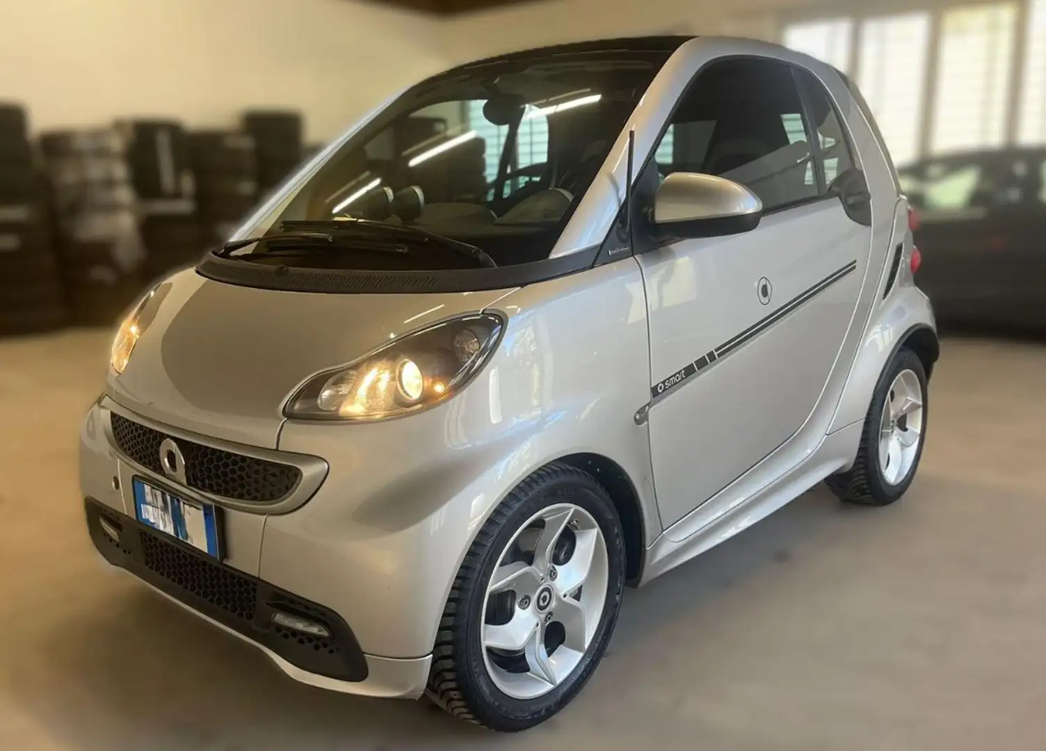 smart forTwo 1000 52 kW MHD coupé  limited edition Gris - 1