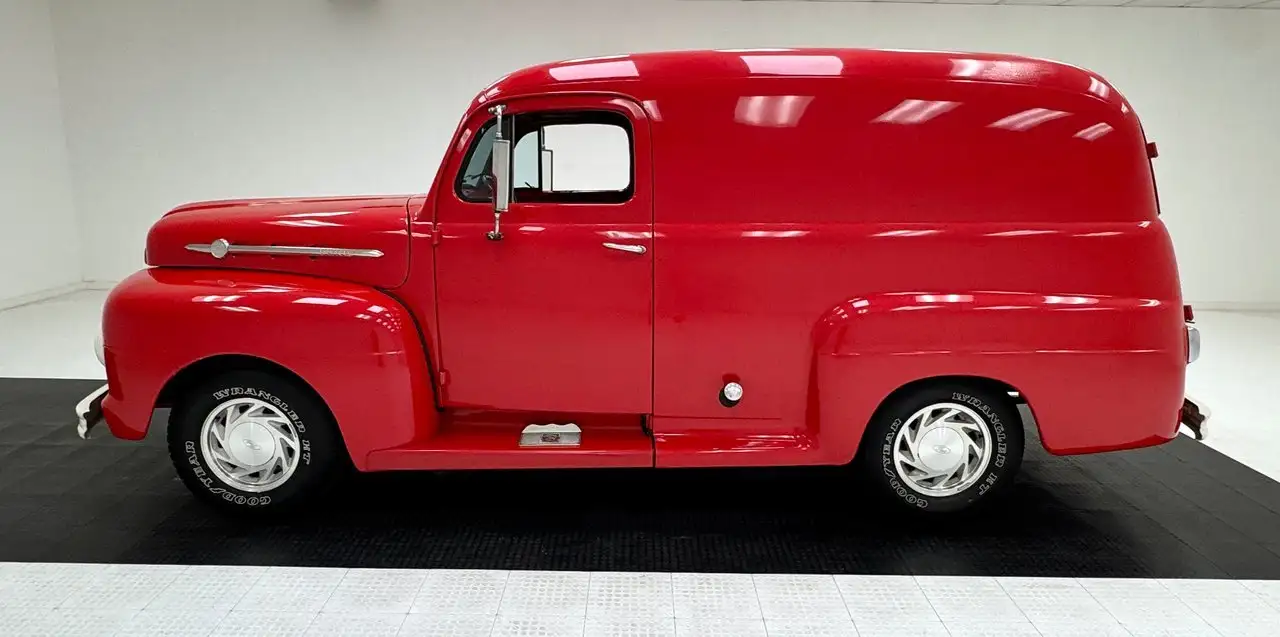 Ford F 100 Panel Delivery Truck, foto 2