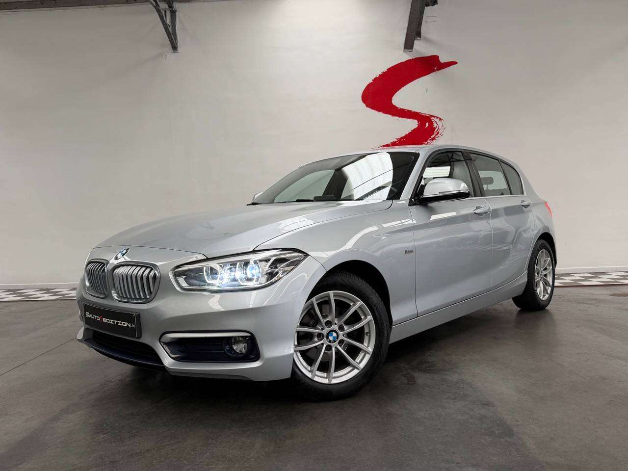 BMW 118 iA URBAN CHIC